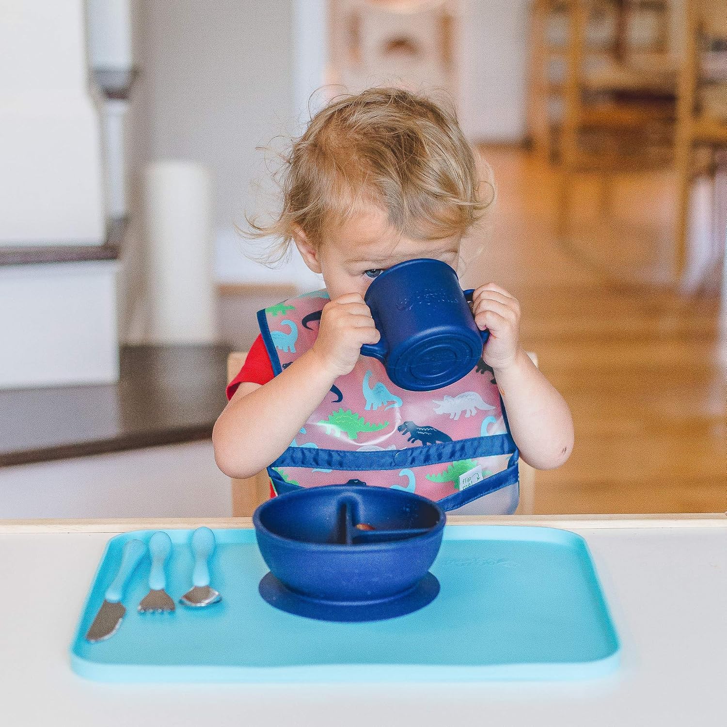 green sprouts Learning Cup | Silicone helps avoid harmful chemicals | Helps toddler develop independent drinking skills, 2 easy-grip handles, Heat-Resistant, Dishwasher Safe