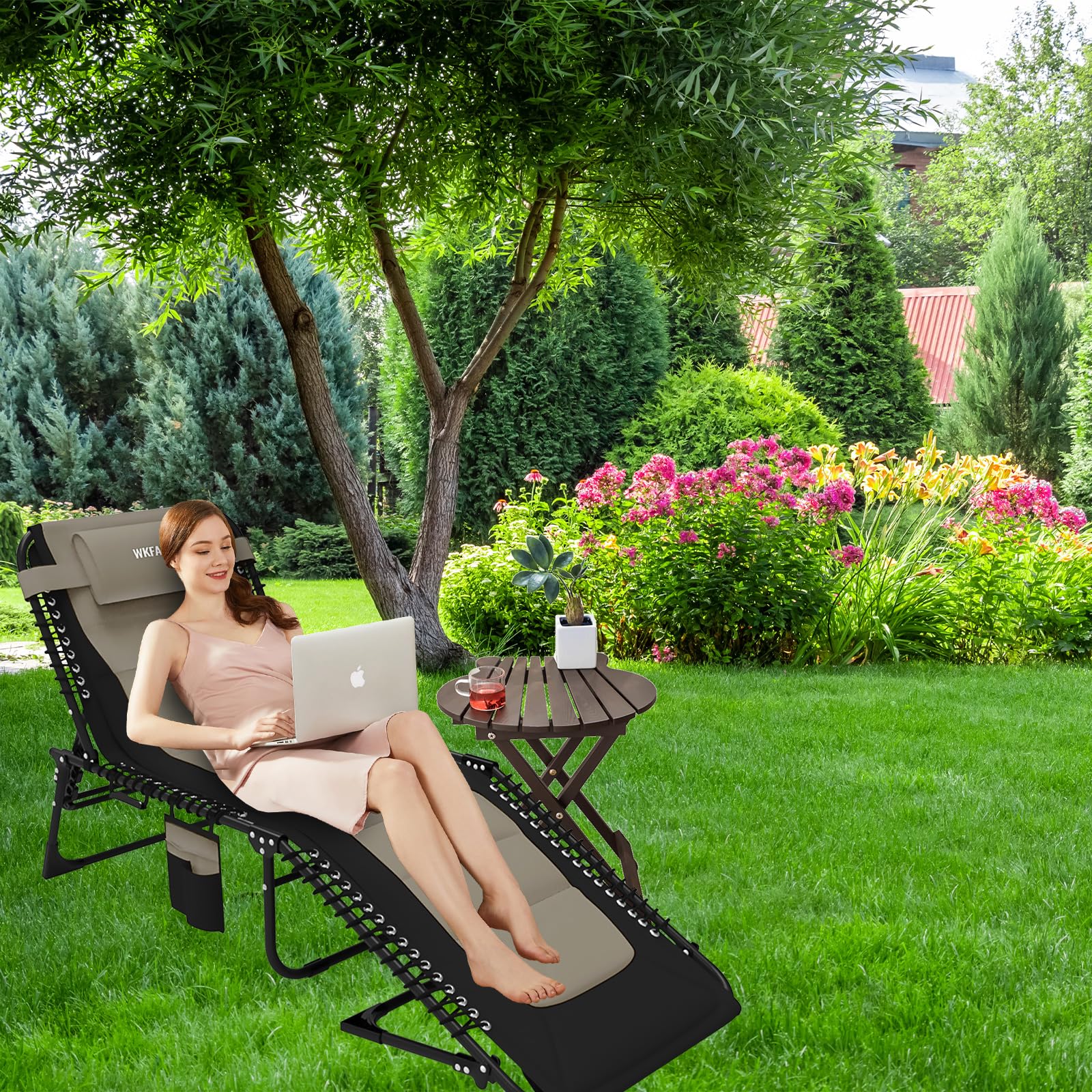 Übergroß Sonnenliege Klappbar Gartenliege 5 Verstellbarer Rückenlehne Outdoor Faltbar XXL Dreibeinliege Strandliege Campingbett bis 150KG mit Kissen Seitentasche 200x68CM Khaki