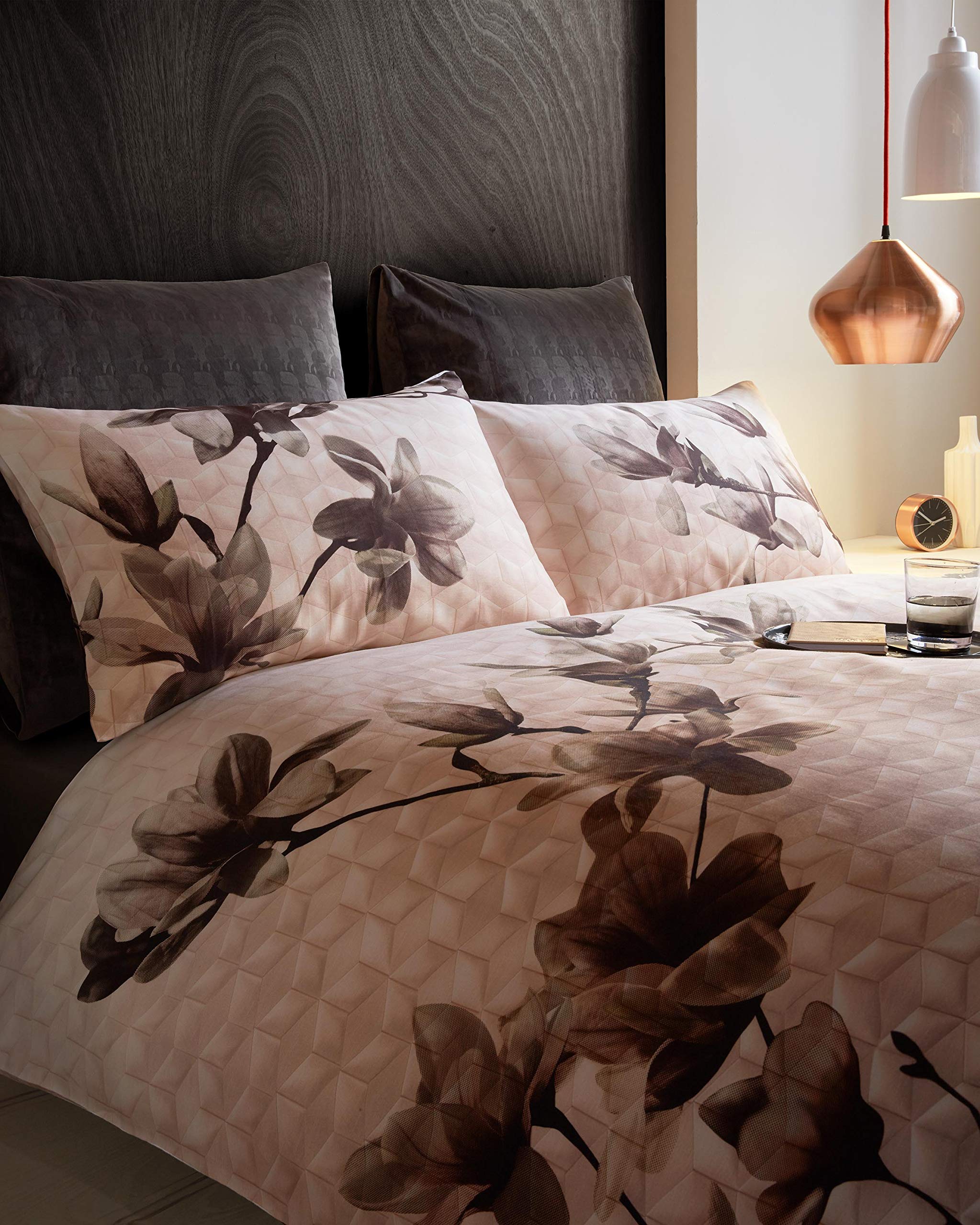 Karl Lagerfeld Alexis Blush Pillowcase Each Housewife Desertcart