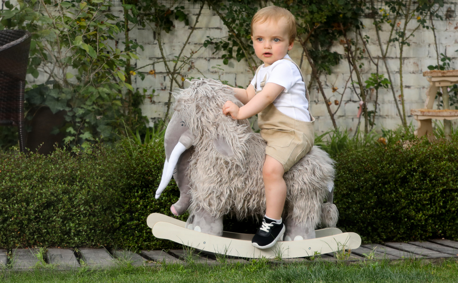 Watch labebe Mammoth Rocker Stuffed Rocker Toy on Amazon Live