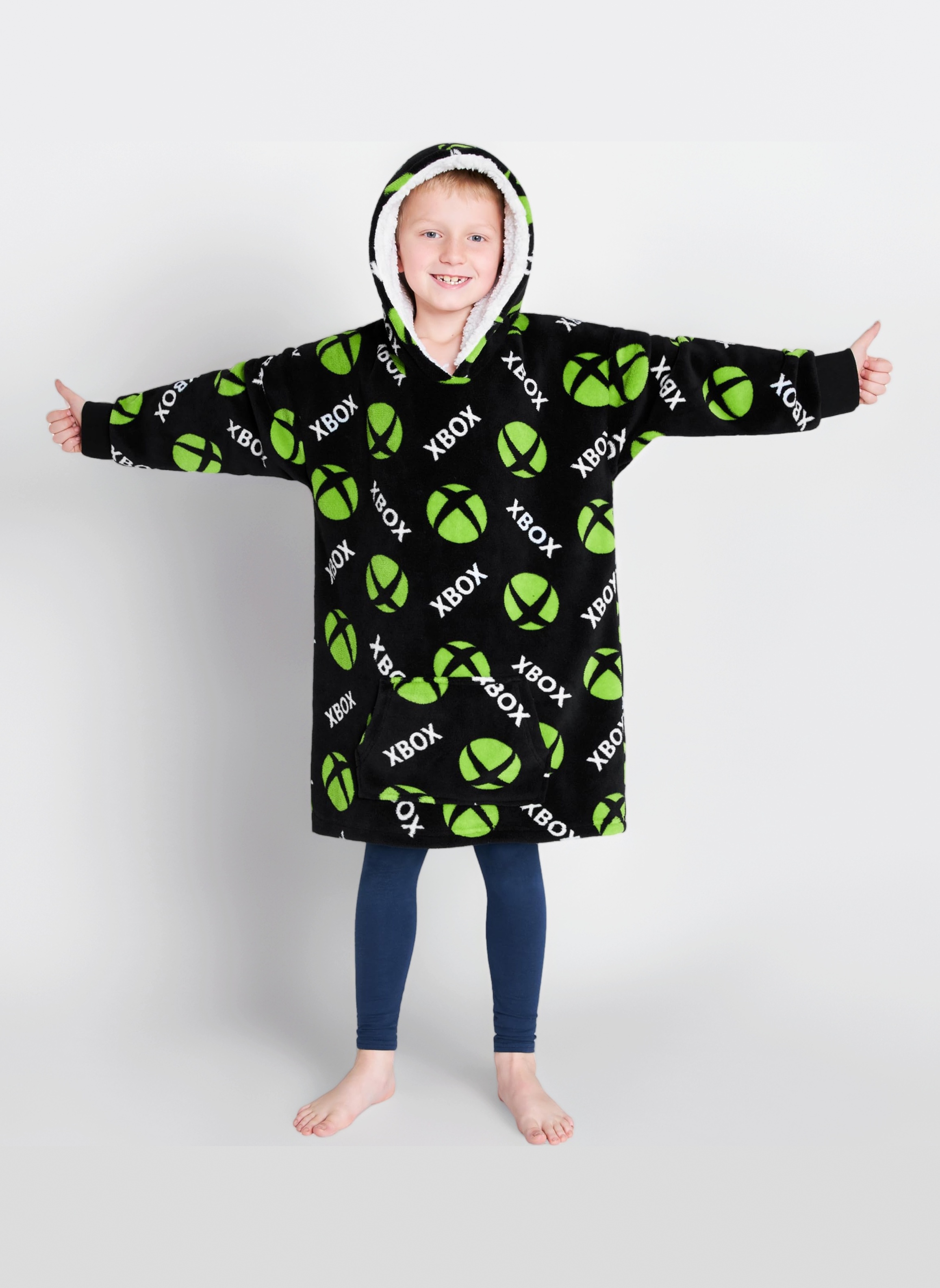Fleece Blanket Hoodie for Boys and Teenagers - One Size Cosy Kids Oversized Hoodie Blanket - Gamer Gifts for Boys