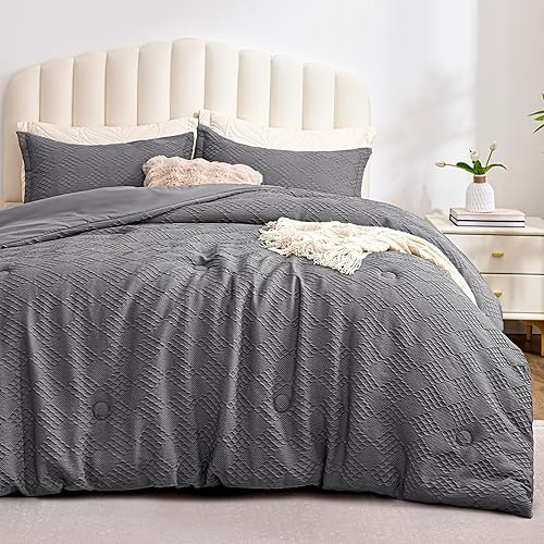 Miniatura 1 de EXQ Home Edredón de gofres tamaño Queen  Juego de edredón súper suave con diseño en relieve de 3 piezas, juego de ropa de cama gris con patrón de