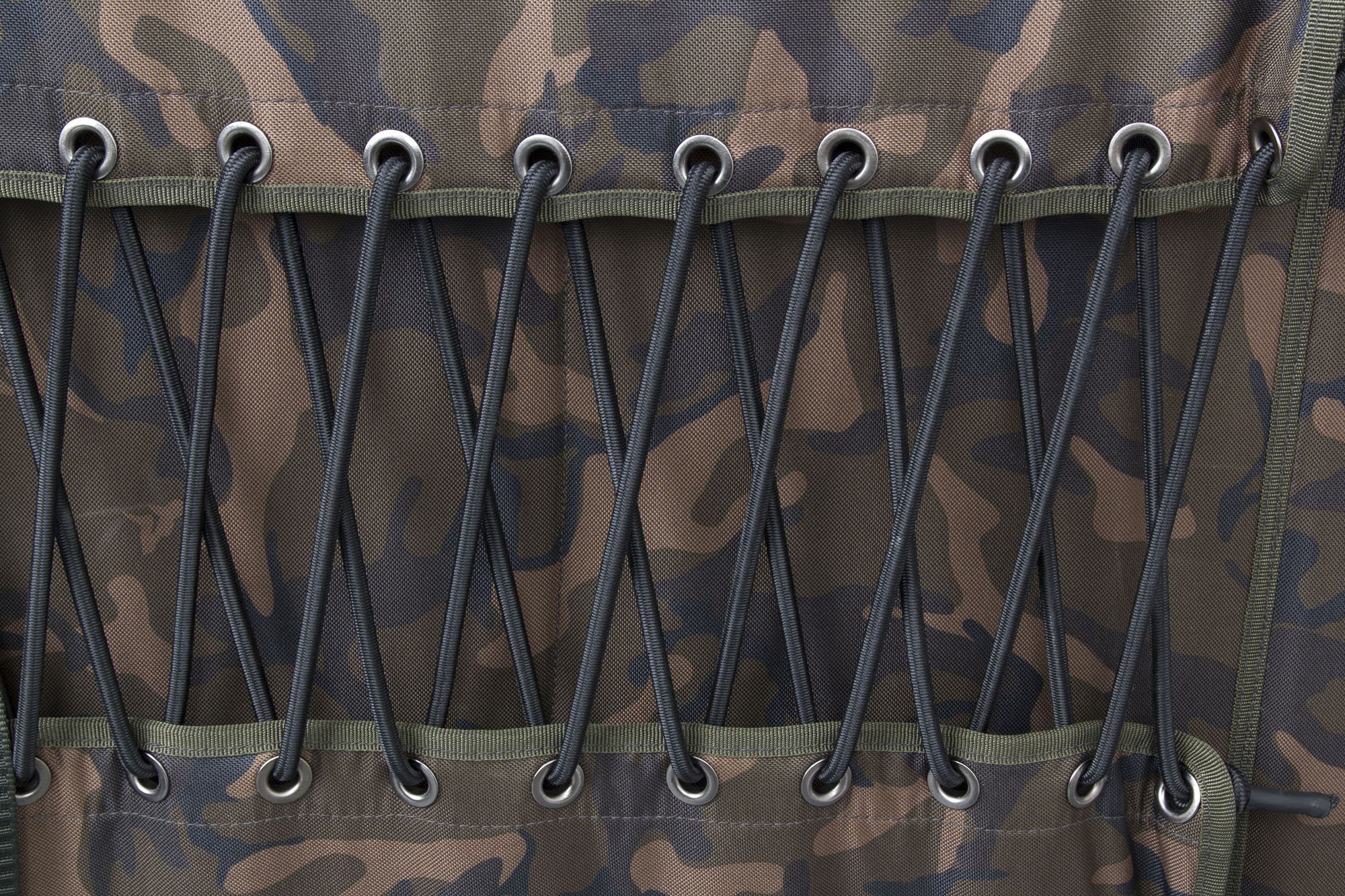 Fox Royale Camo Compact Bedchair 205x85cm Karpfenliege, Angelliege zum Karpfenangeln, Liege zum Nachtangeln