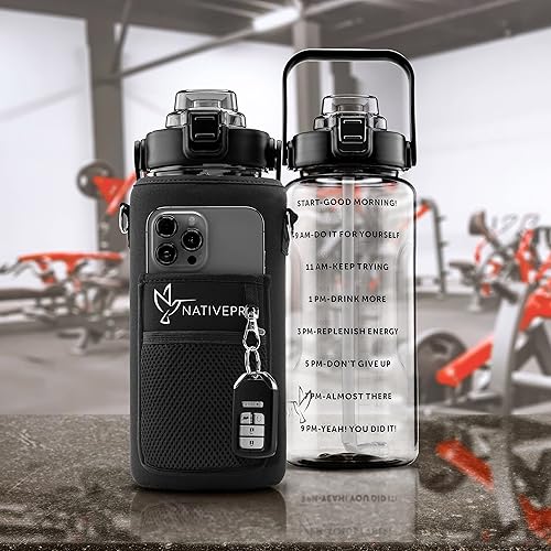 Miniatura 4 de NATIVEPRO Botella de agua de medio galón con funda de 64 oz (2 L). Botella de agua inspiradora con popote y tiempo para beber.