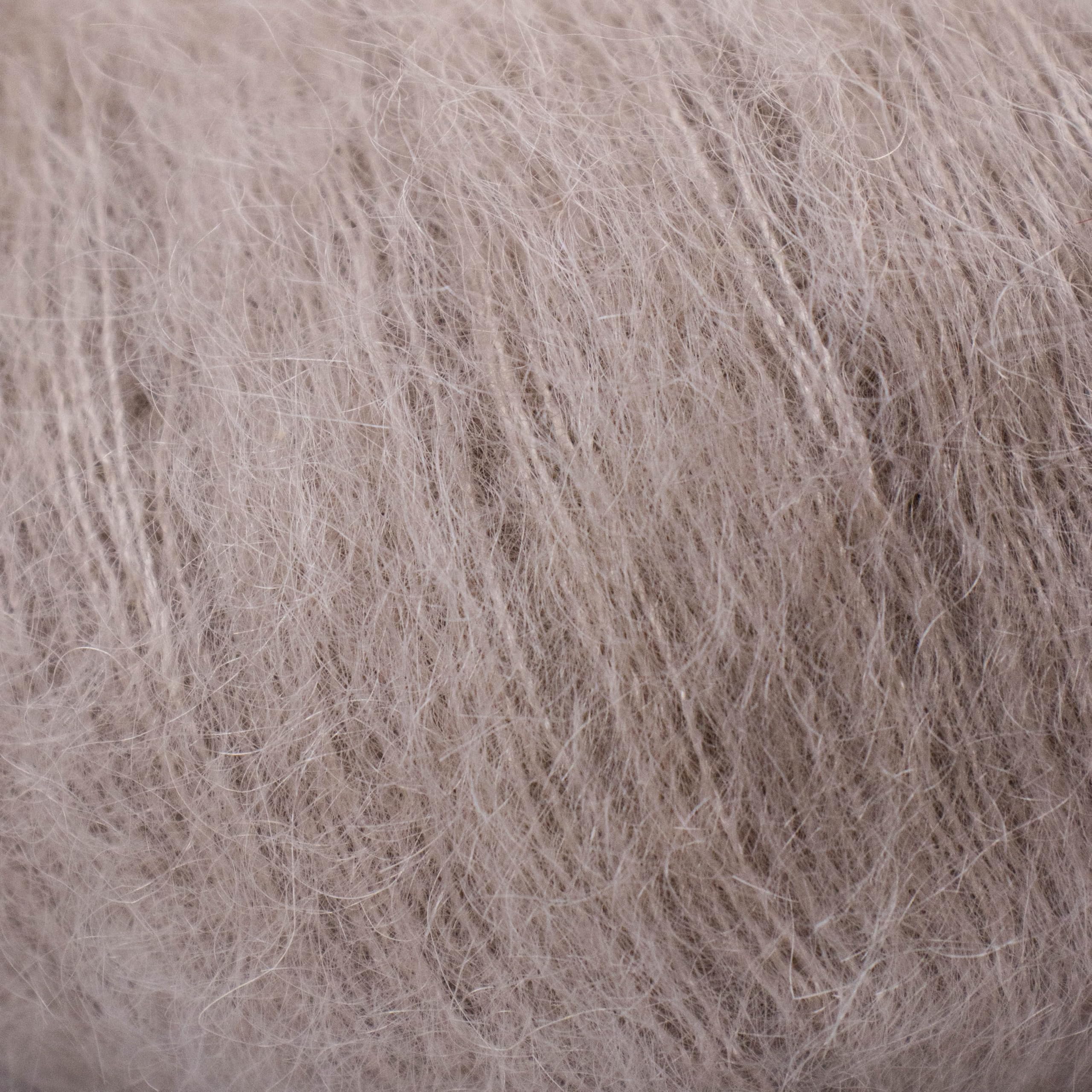 Set of 2 Soft Kid Mohair & Silk Yarn for Knitting & Crochet, 75% Mohair 25% Silk, 25g 210m - Image 2