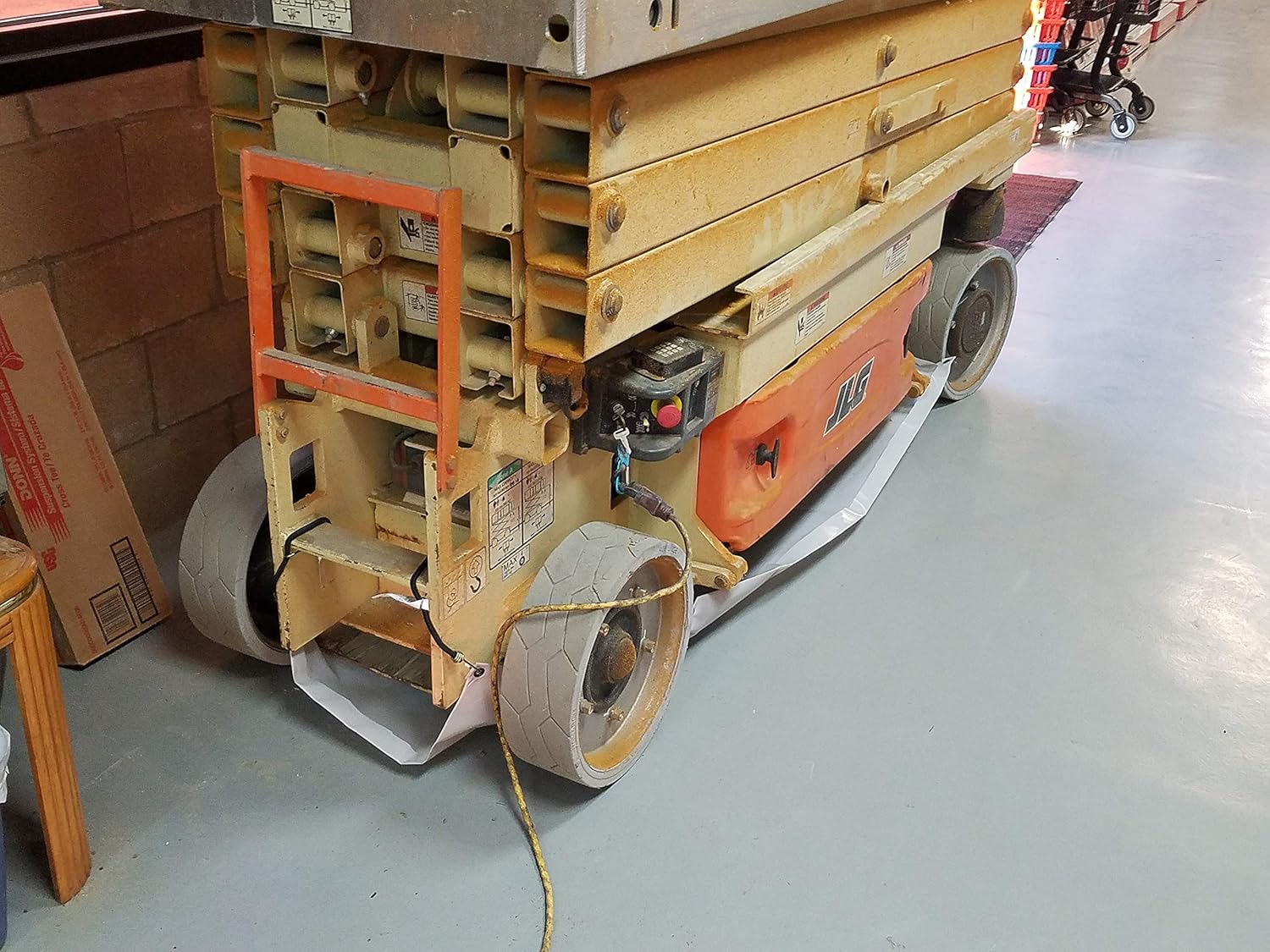 26' Scissor Lift Diapers (6 Pack) Industrial & Scientific