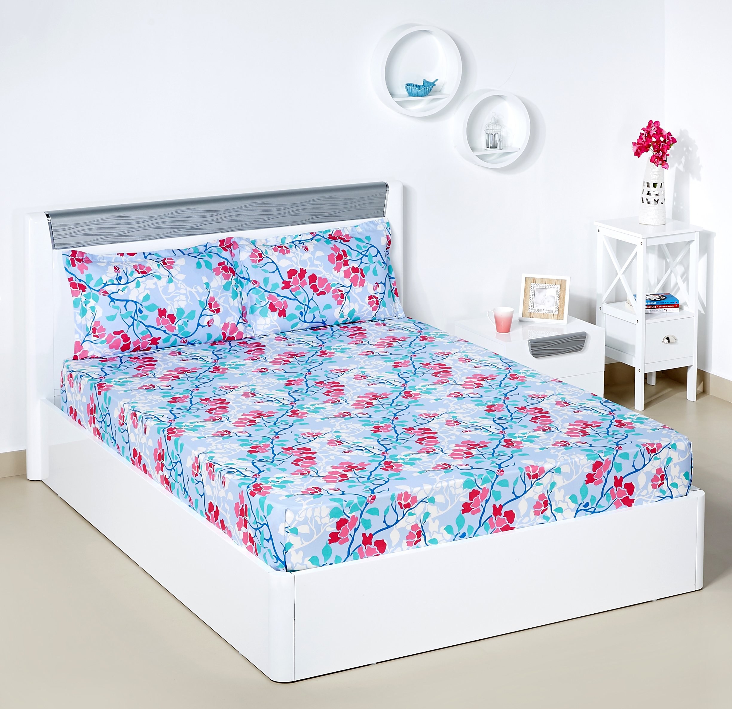 Welhome by Welspun La-Piazza 120 TC Cotton Double Bedsheet with 2 Pillow Covers - Red