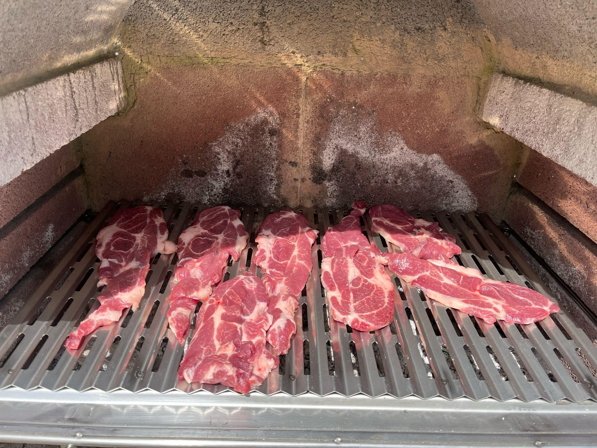 FONDERIA BONGIOVANNI | Graticola per Camino | Graticola per Barbecue | in Acciaio Aisi304 Inox 18/10 | Griglia Inox per Barbecue con Recupero Oli | 84x40 cm