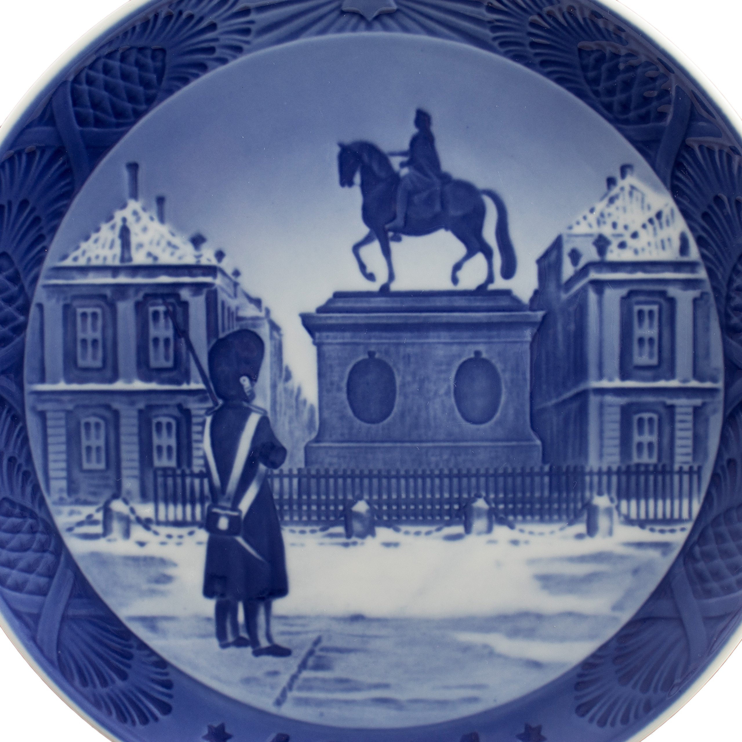 Piatto Di Natale Royal Copenhagen 2001 Originale - Porcellana, Motivo 'Watching The Birds', Diametro 18 Cm