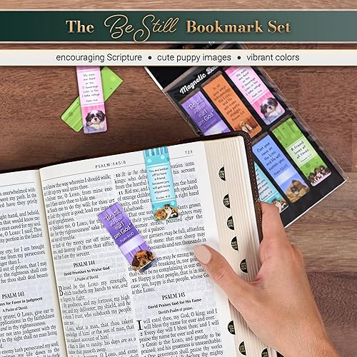 Miniatura 138 de Christian Art Gifts - Conjunto de marcapáginas magnéticos Lift Up Your Hands, 6 unidades Escénica #1