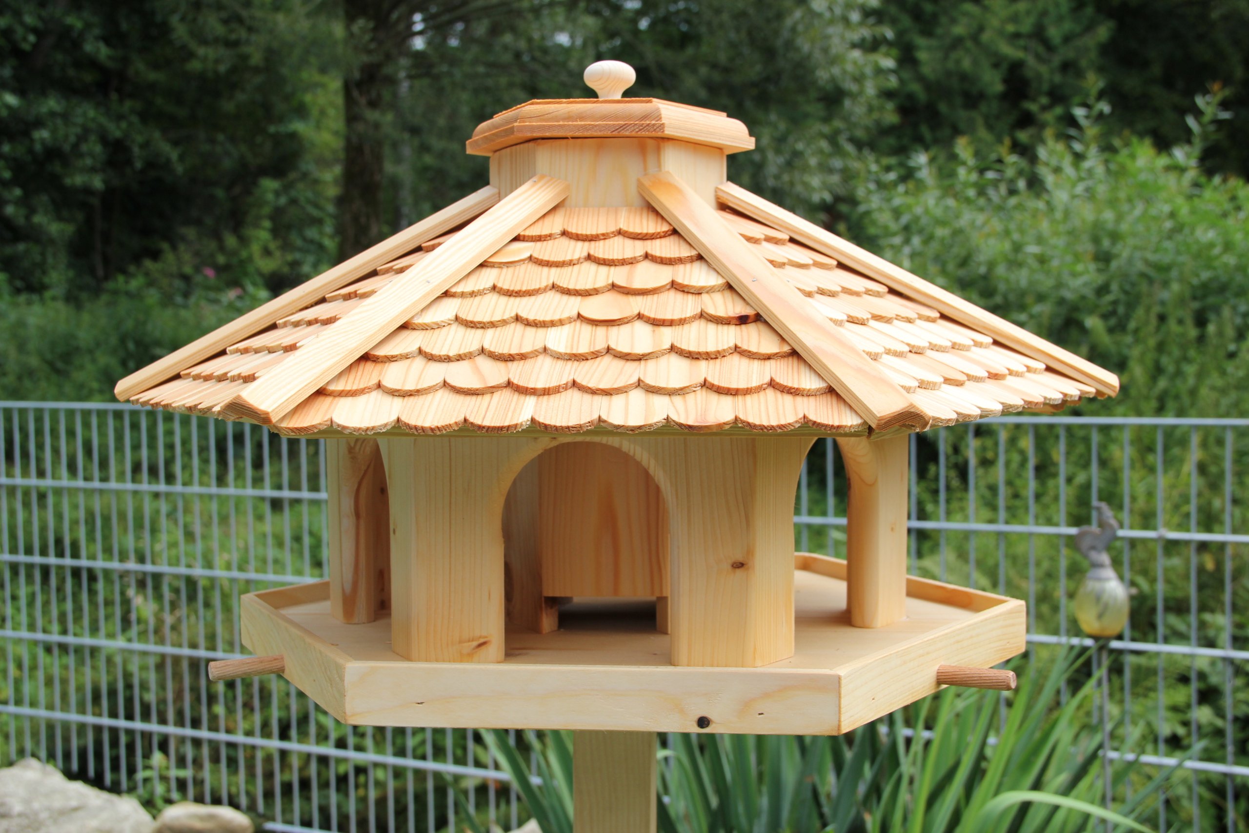 Vogelhaus (V52+S1)Vogelhäuser Vogelfutterhaus Vogelhäuschen-aus Holz- Schreinerarbeit-Lärche