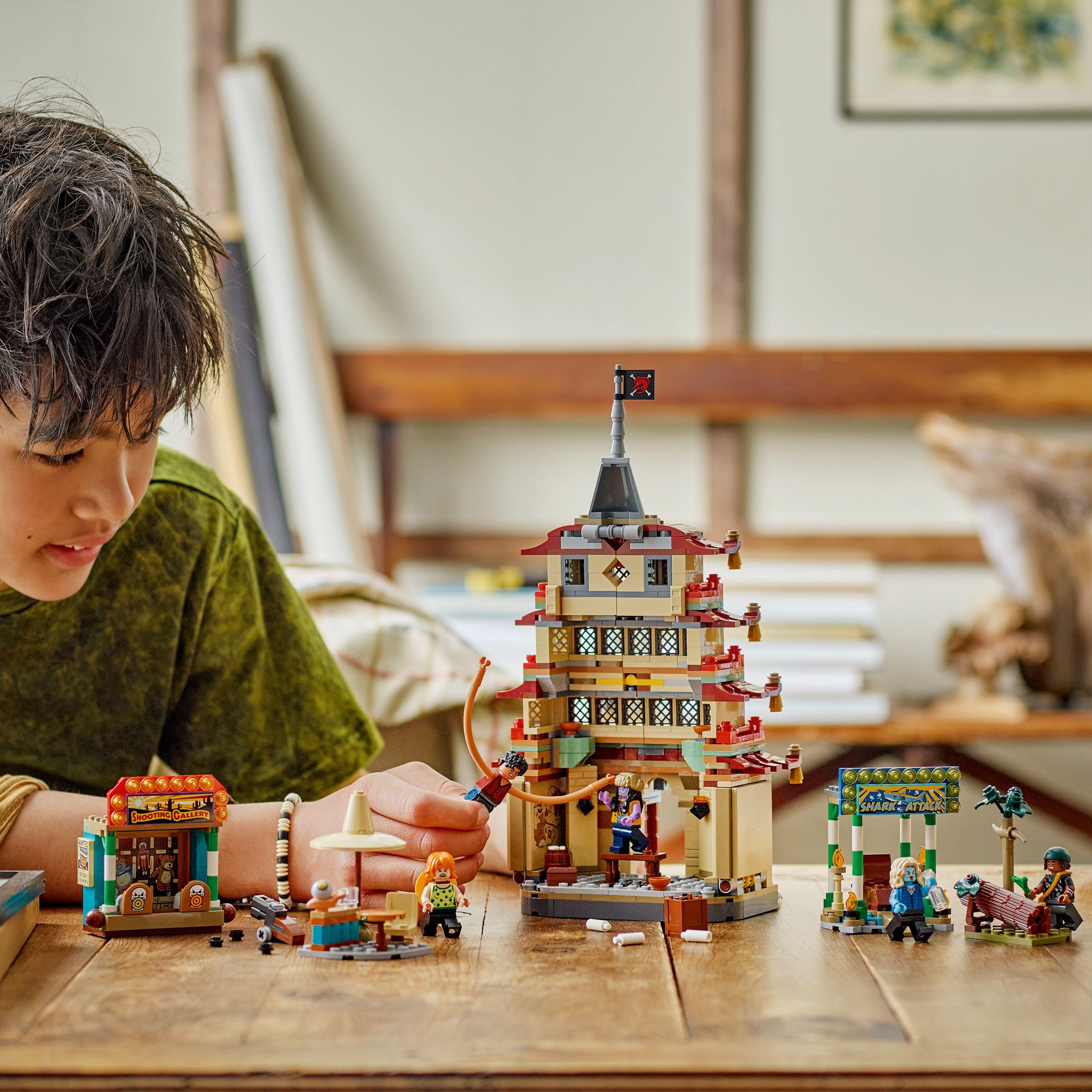 LEGO ONE PIECE Battaglia ad Arlong Park - Giocattolo Interattivo con 5 Minifigure tra cui Luffy e Nami, e una Pagoda che Crolla - Regalo per Bambini, Bambine e Fan degli Anime da 9 Anni in su - 75638