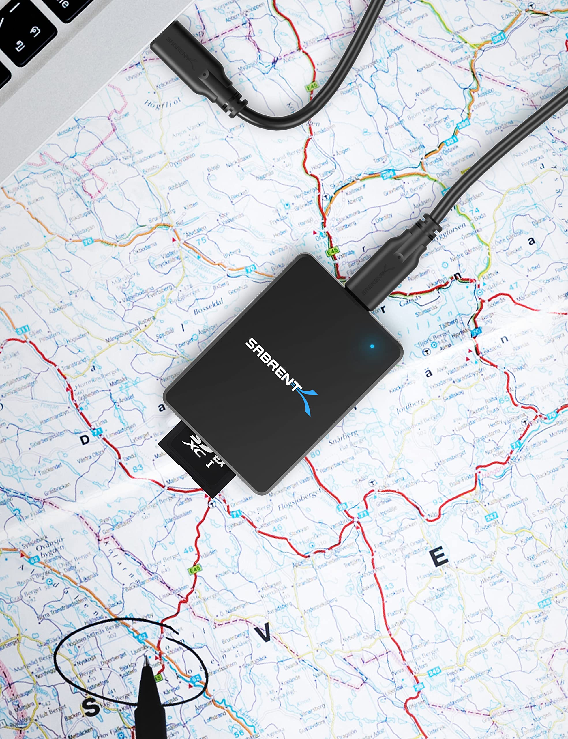 SABRENT USB 3.2 Type-C och Type-A till SD Express 7.0-kortläsare (CR-SDX7)