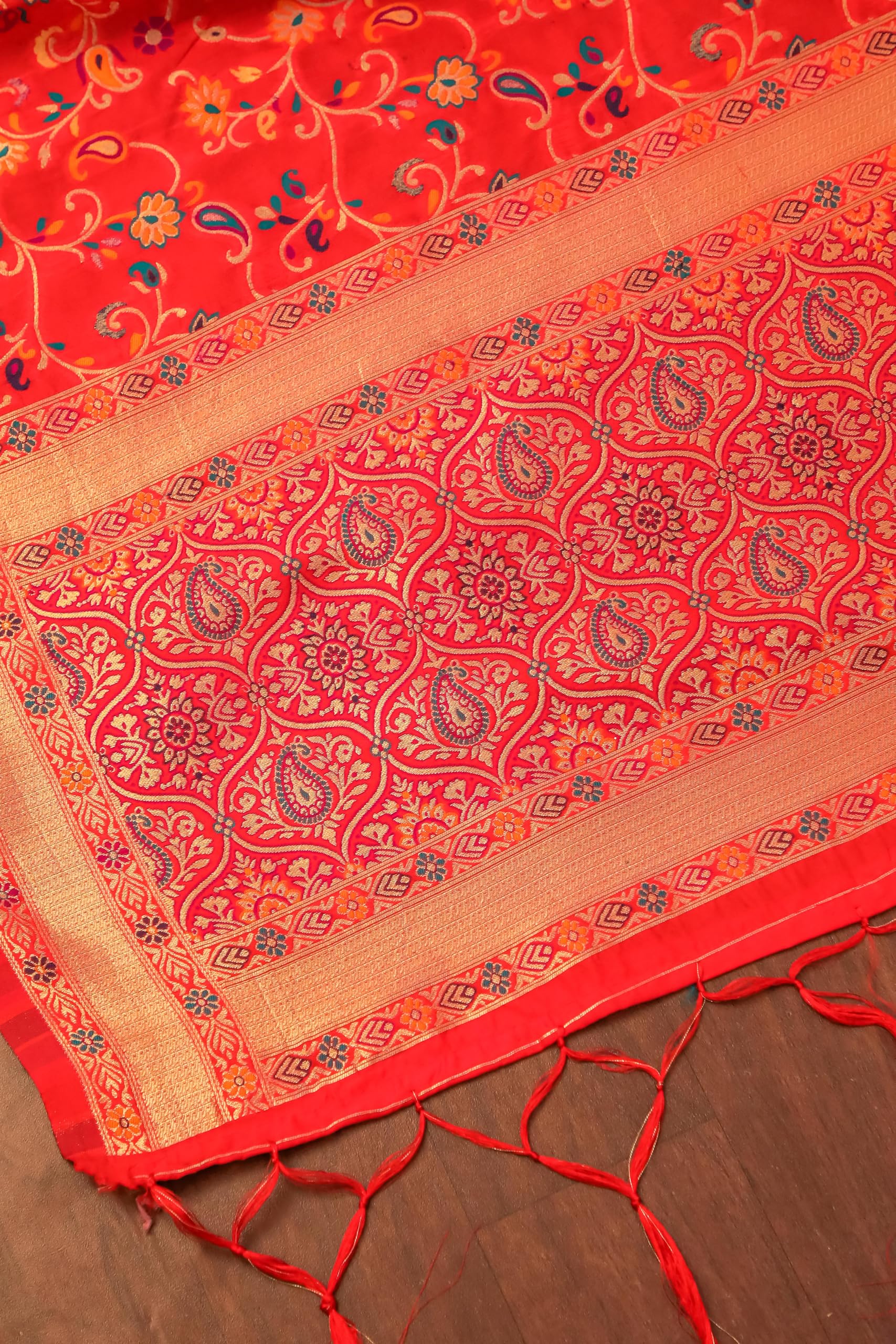 DEVANGI Women's Woven Banarasi Kashmiri Silk Jacquard Dupatta/Chunni with Meena Work, Width 1 Meter, Length 2.5 Meter (OM-DT-21-RED-F) 2