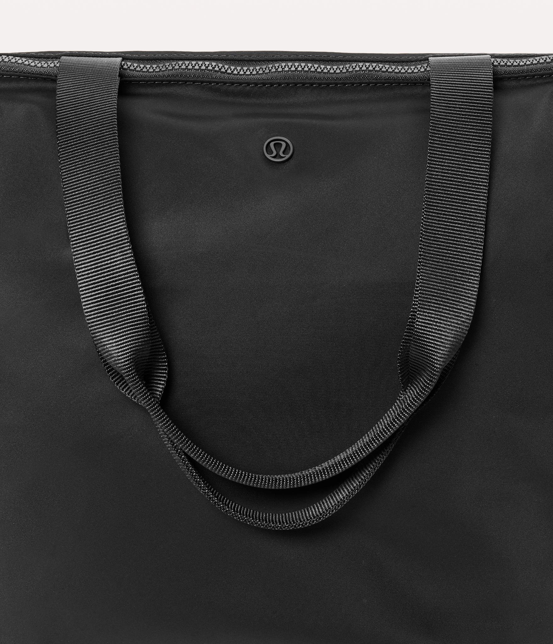 lululemon acute tote