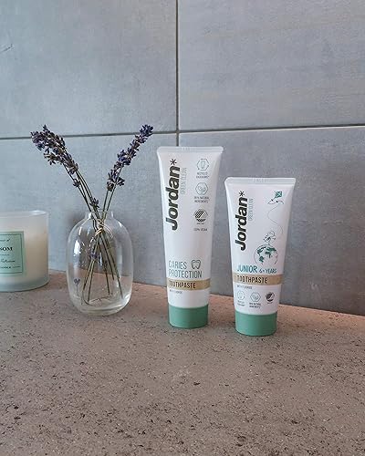 Miniatura 8 de Jordan Green Clean - Cepillo de dientes manual sostenible, ecológico, diseño escandinavo, cerdas suaves, colores mezclados, 4 unidades