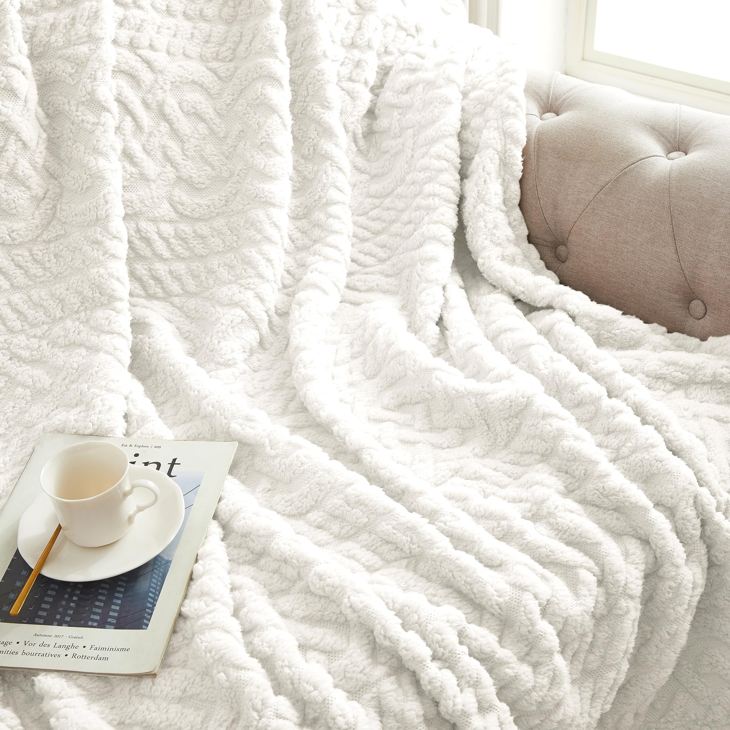 Sherpa Throw Blanket,Cable Pattern Decorative Soft Cozy Blanket for Couch Sofa,Light Weight Fleece Warm Throw Blanket for Bed,White,127 x 152 cm - Image 3