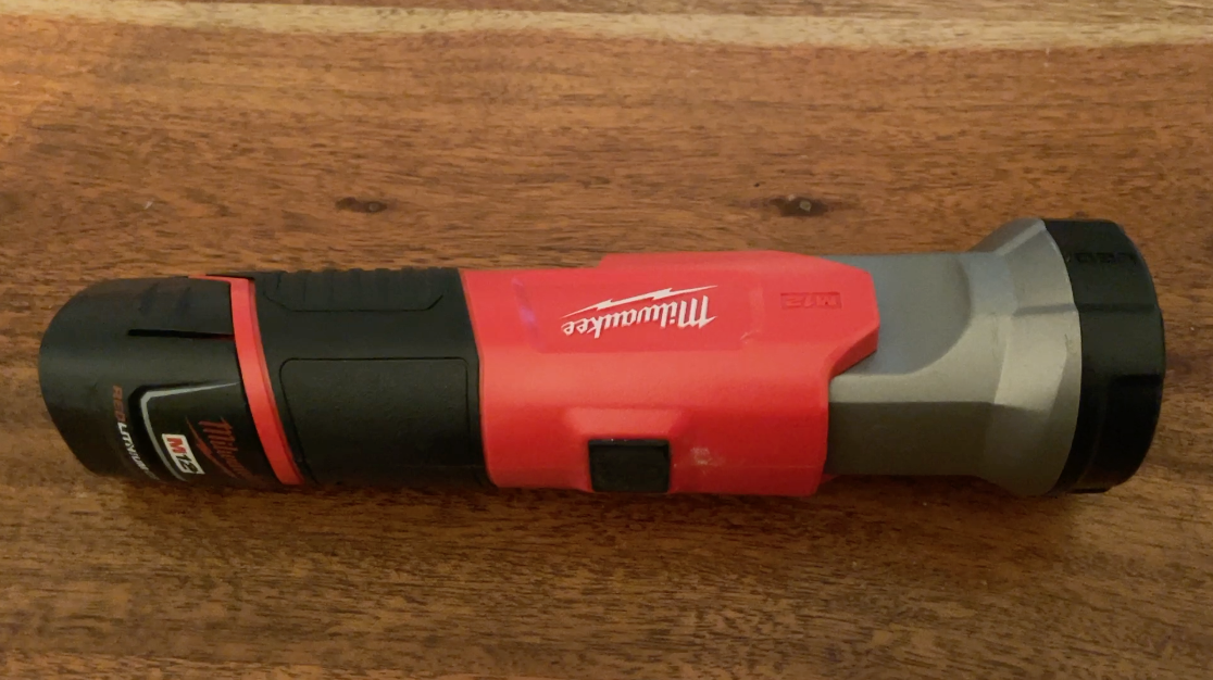 1 x 2200lm led rechargeable flashlight torch with charger black UltraFire T1 X Rechargeable Tactical Flashlight
