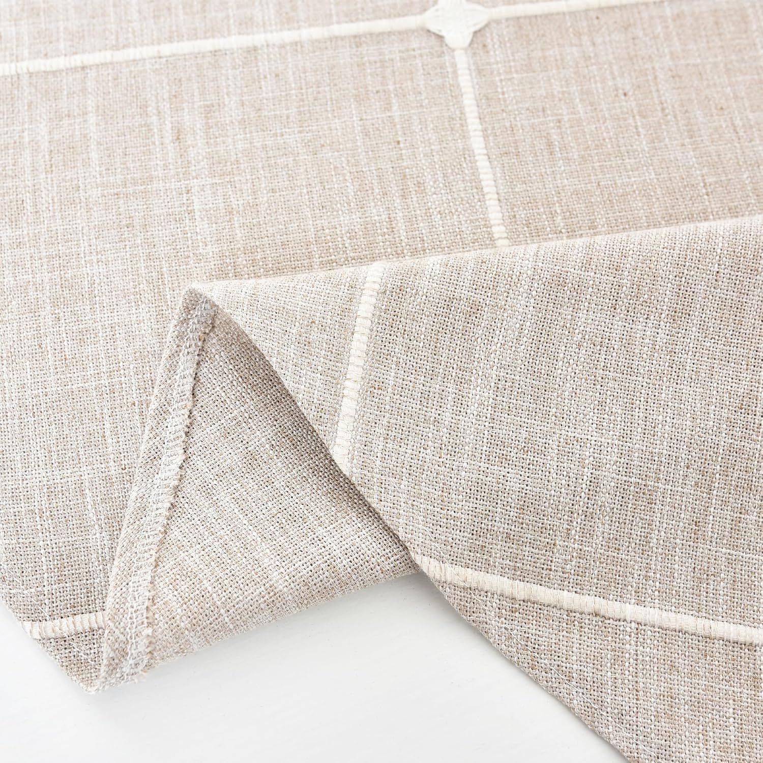 NEWISHER Farmhouse Embroidered Plaid Tablecloth Lattice Heavy Weight Fabric Table Cloth Oval Rustic Brown Checkered Table Cover Dining Kitchen Home Decor Party 70 x 90 Inch