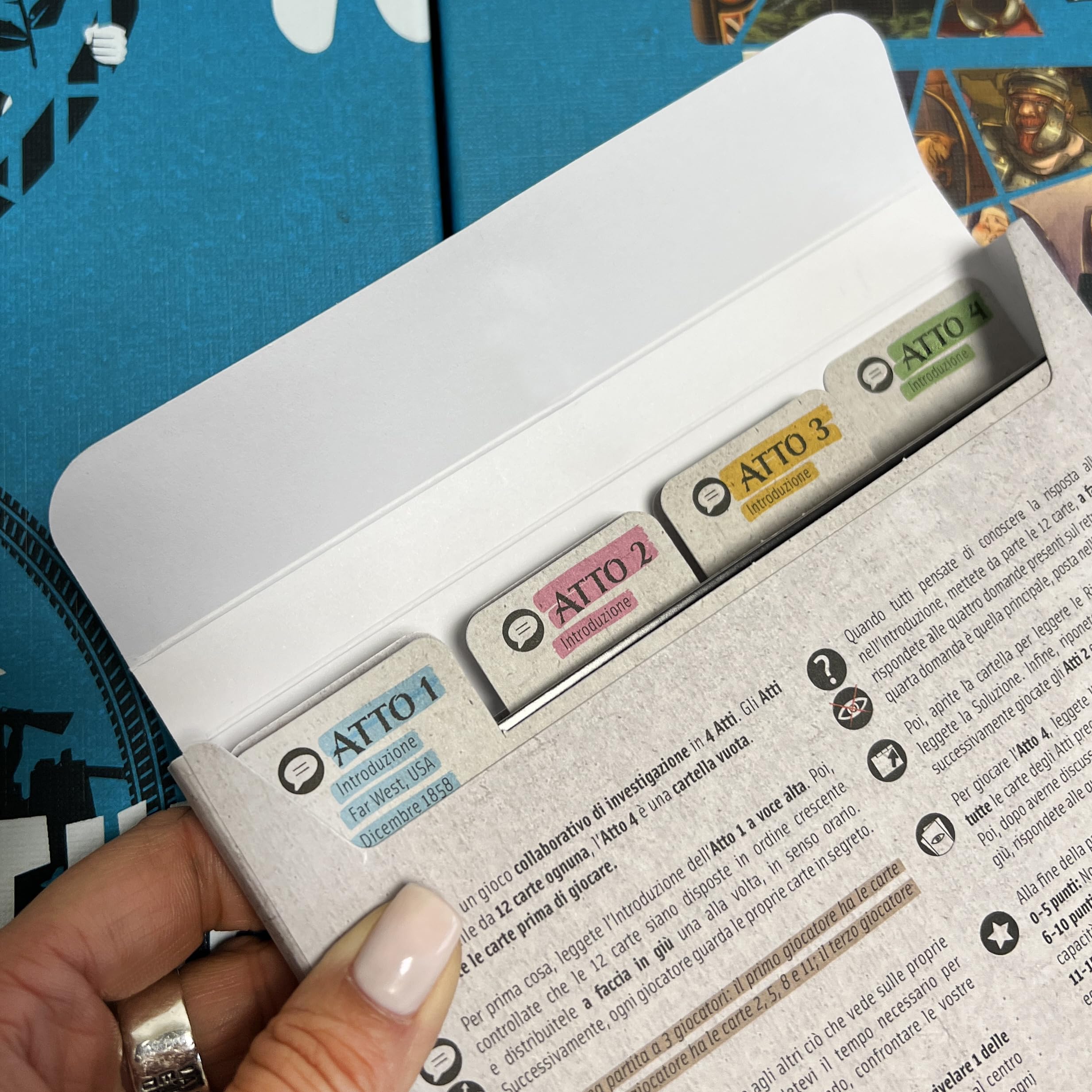 Asmodee, Perspectives Blue: Gioco da Tavolo, 2-6 Giocatori, 12+ Anni, Edizione in Italiano