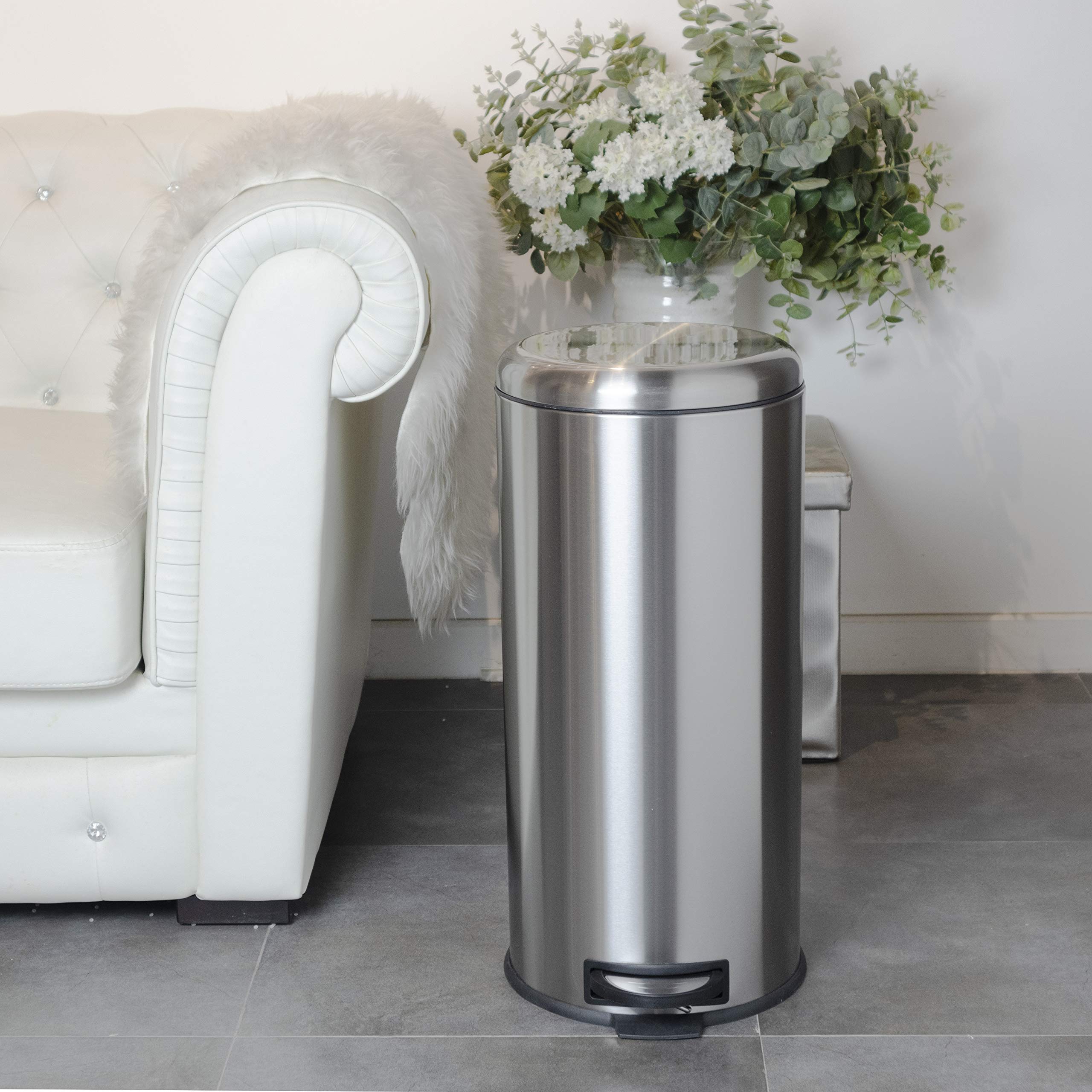 Basic-Treteimer Edelstahl 30L URBAN mit gewölbtem Deckel Eimer