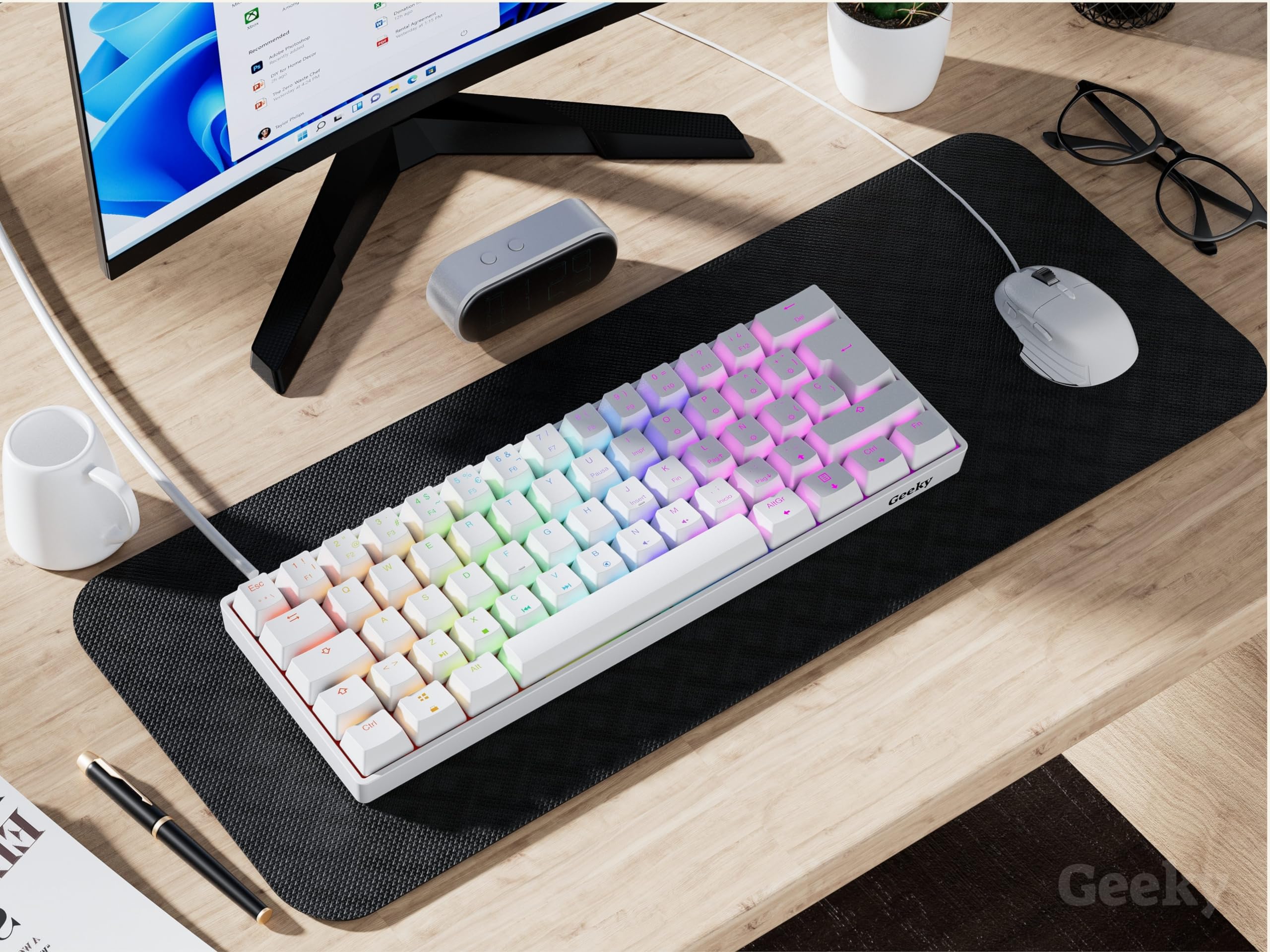Geeky GK61 60% | Hot Swappable Tastiera da Gioco Meccanica | 62 Tasti Multi Colore RGB LED Retroilluminati per Gaming su PC/Mac | ISO ES Tastiera Spagnola + LATAM (Bianco, Mechanical Speed Silver)