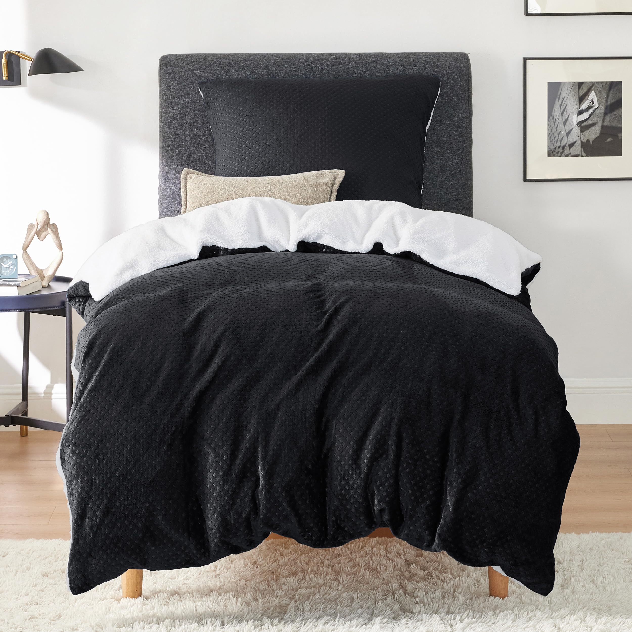 Parure de lit moelleuse d'hiver contre le froid nocturne avec housse zippée noire