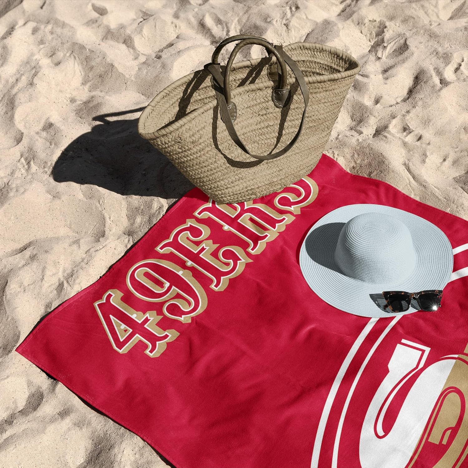 Northwest NFL Microfiber Beach Towel, Quick-Dry, Soft & Absorbent Lightweight Travel Essentials for Pool or Bath, 60x70 inches - Image 3