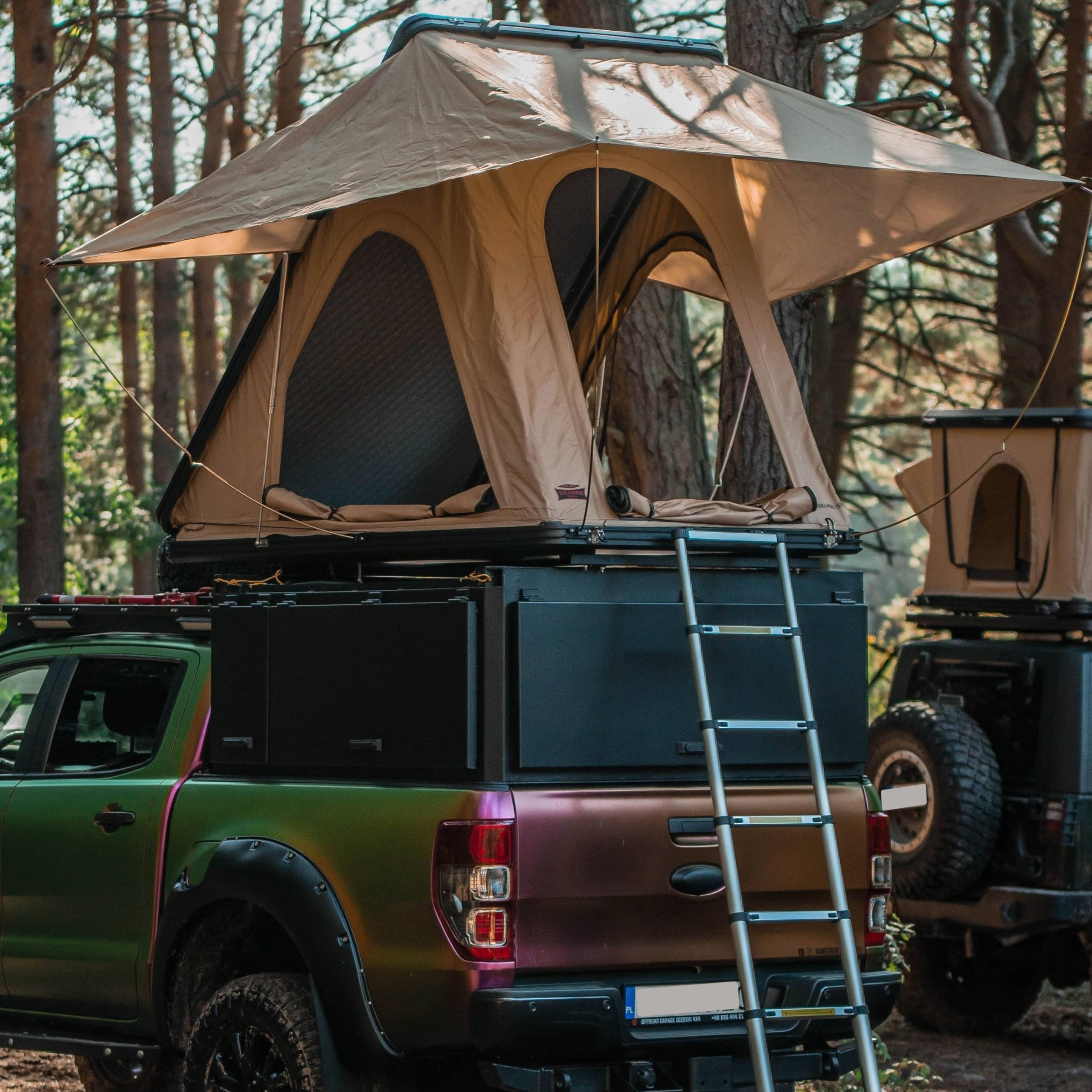 Dragon Winch Tenda da Tetto per Auto, in alluminio, per 2 persone, con materasso, scala telescopica, tasche per accessori, zanzariere + LED tenda da campeggio comoda, spaziosa e mobile | impermeabile