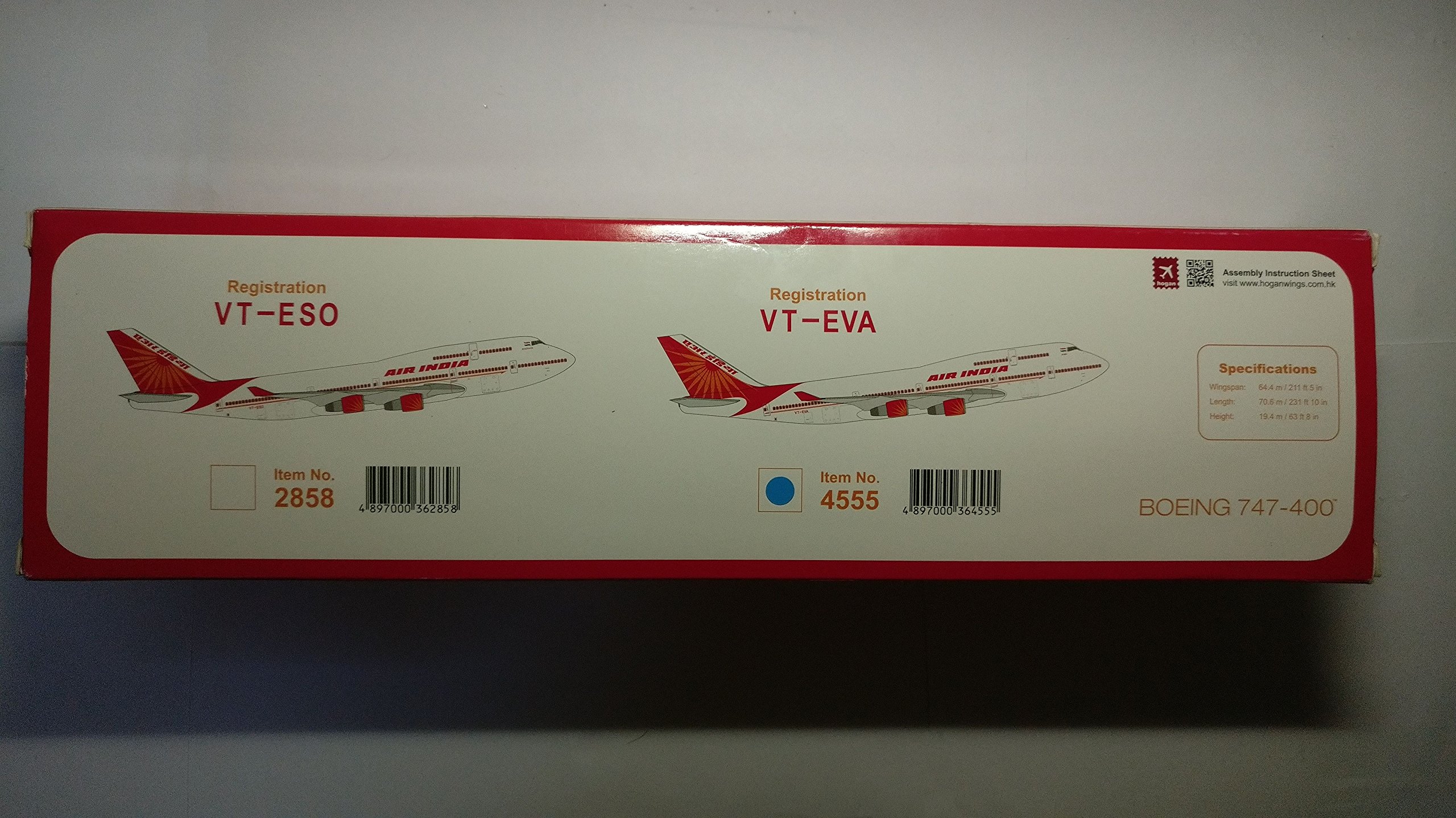 Hogan Wings 1: 200 Scale Boeing 747-400 Air India with Stands and