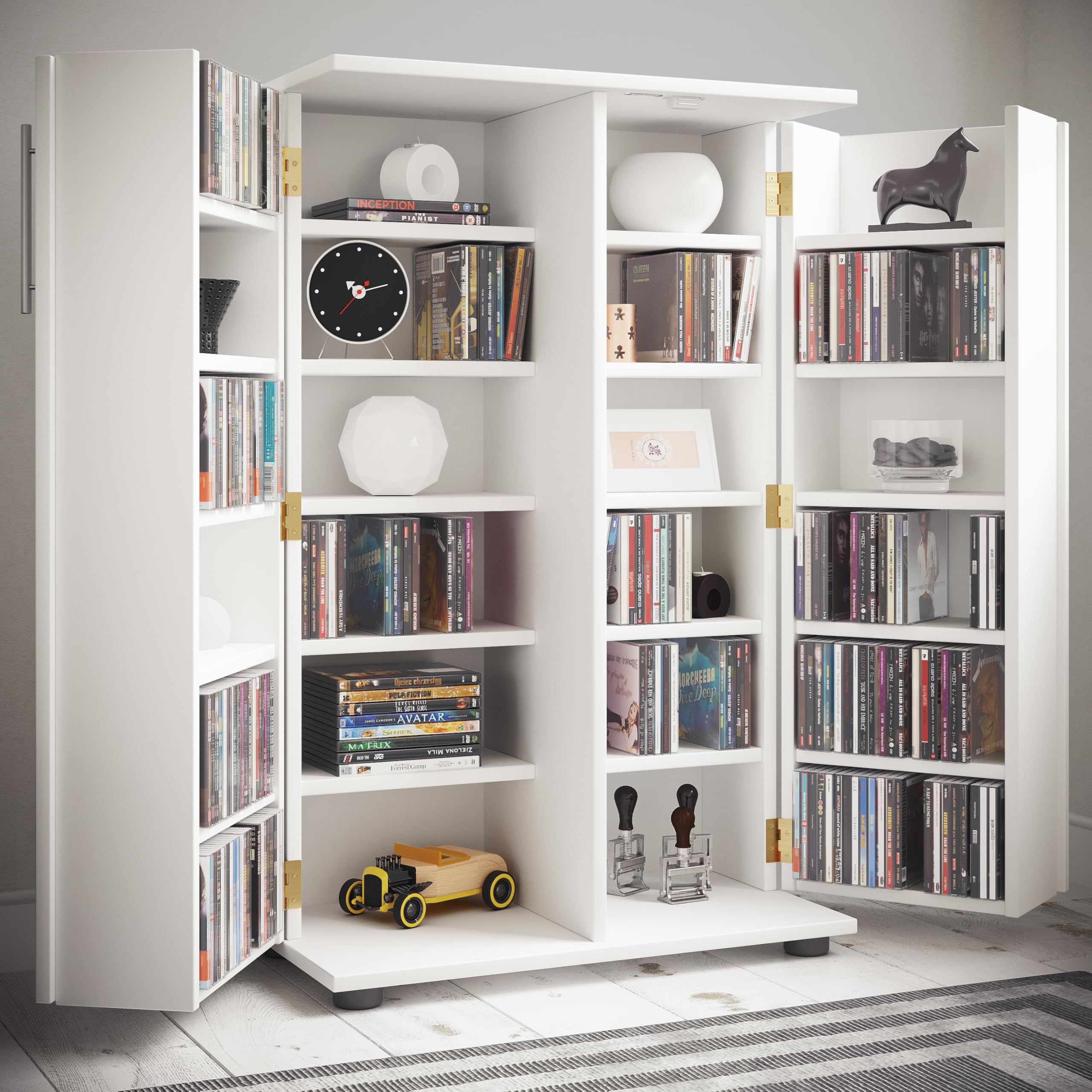 Holz CD DVD Stand Regal/Schrank | platzsparender CD Schrank mit 2 abschließbaren Türen für 600 CDs oder 260 DVDs oder 144-Videos | Maße: H. 93 x B. 60 x T. 31 cm | 20 variable Einlegeböden – Engalo XL