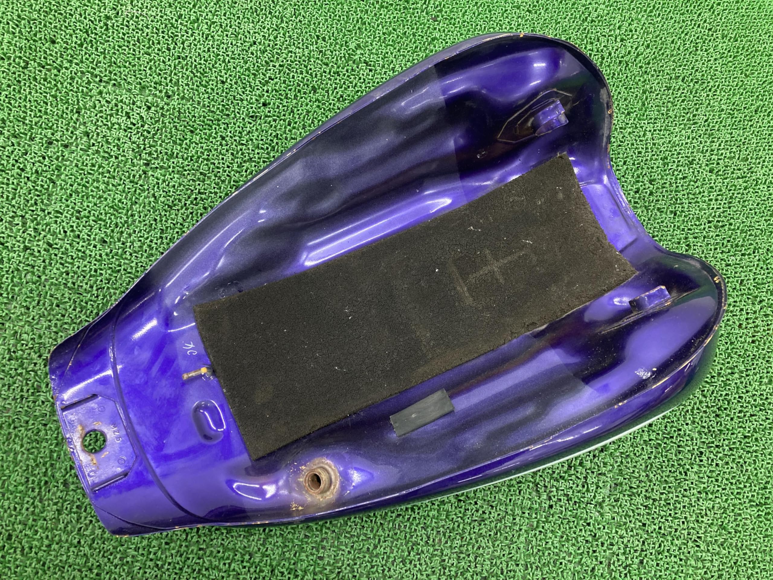 Amazon | マグナ750 タンク 青M MZ5 ホンダ 純正 中古 バイク