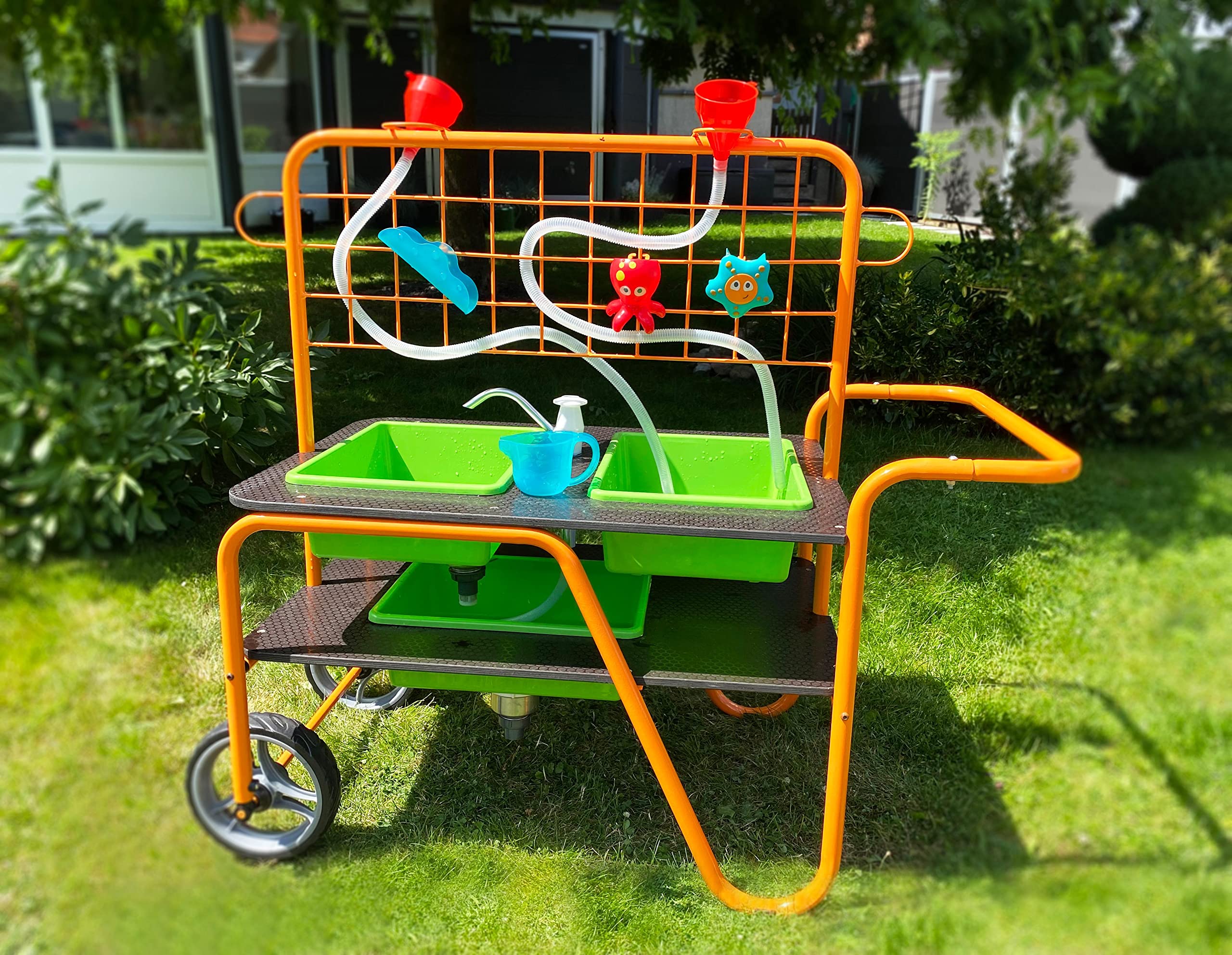 Beleduc TopPlay Mobiler Sand- und Wasserspieltisch - Sandeln Spielzeug