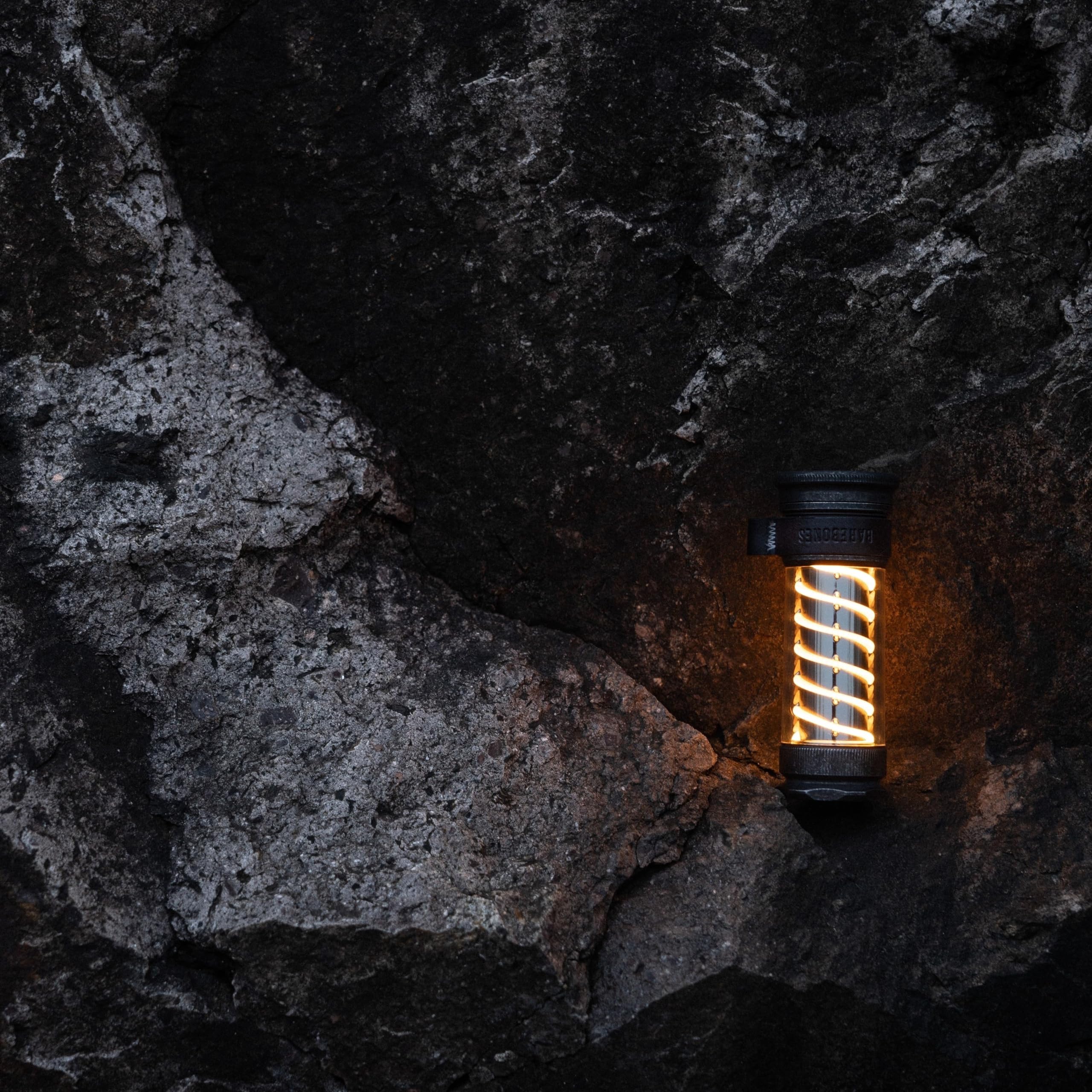 Barebones Edison Light Stick – Lampe à batterie rechargeable et lanterne de camping – Lumière LED et lampe de poche pour les essentiels de camping (acier trébuché)