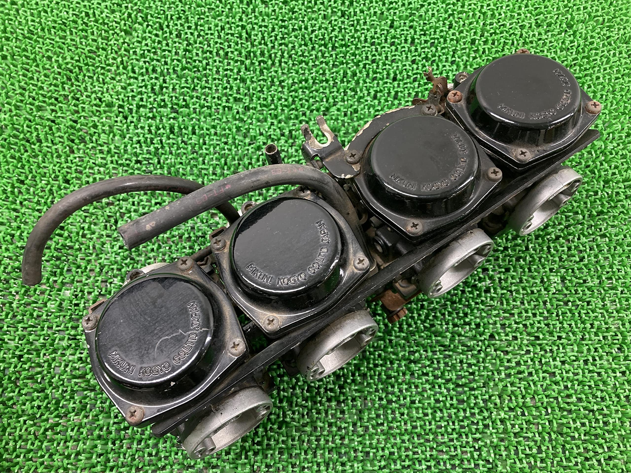 Amazon | GSX1100Sカタナ キャブレター スズキ 純正 中古 バイク Amazon | GSX1100Sカタナ キャブレター スズキ 純正 中古 バイク