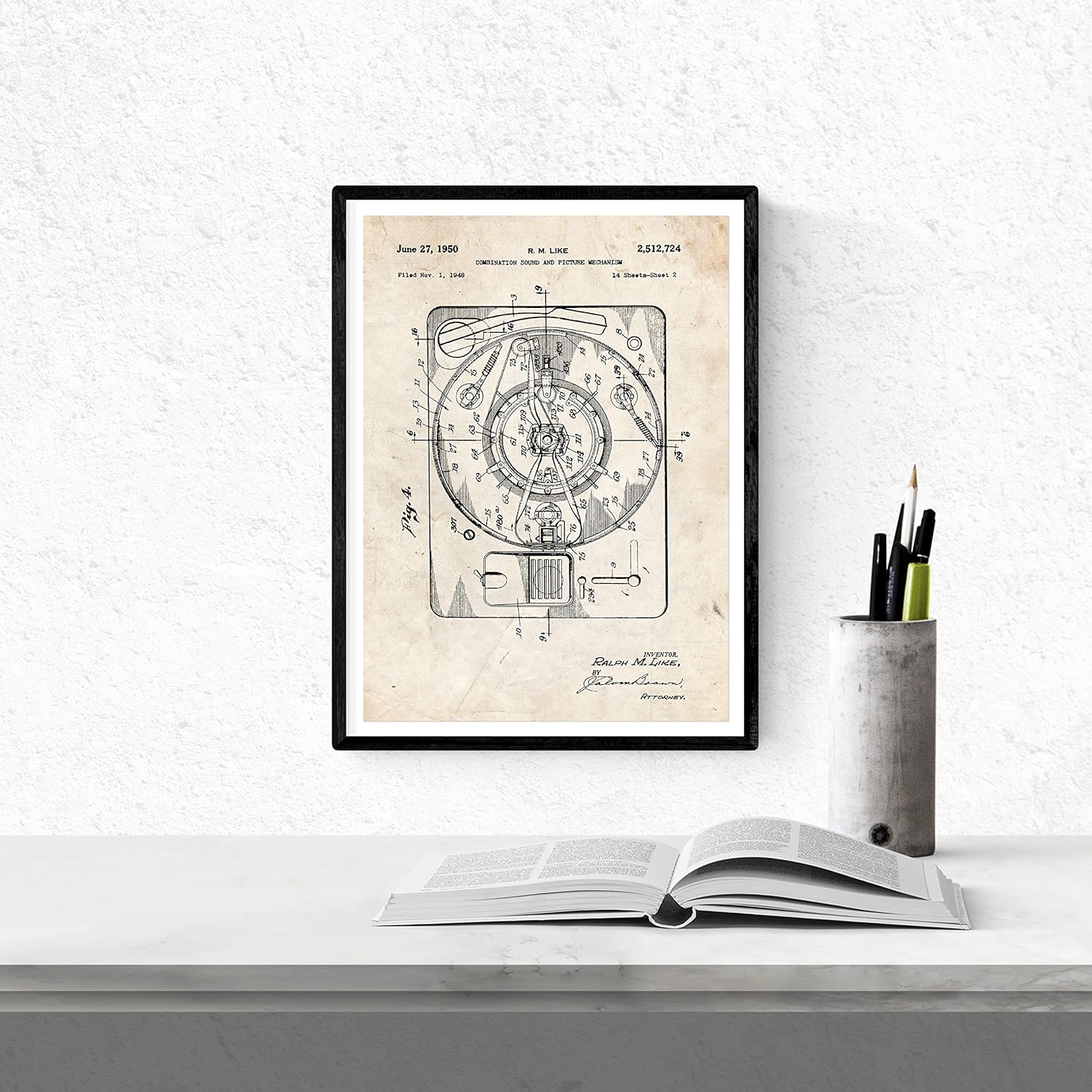 nacnic - Pack of 4 Music Patent Cards - Vintage Style Inventions and Ancient Plans Poster - Player, Headset, Vinyl, Turntable, DJ and Music Lovers