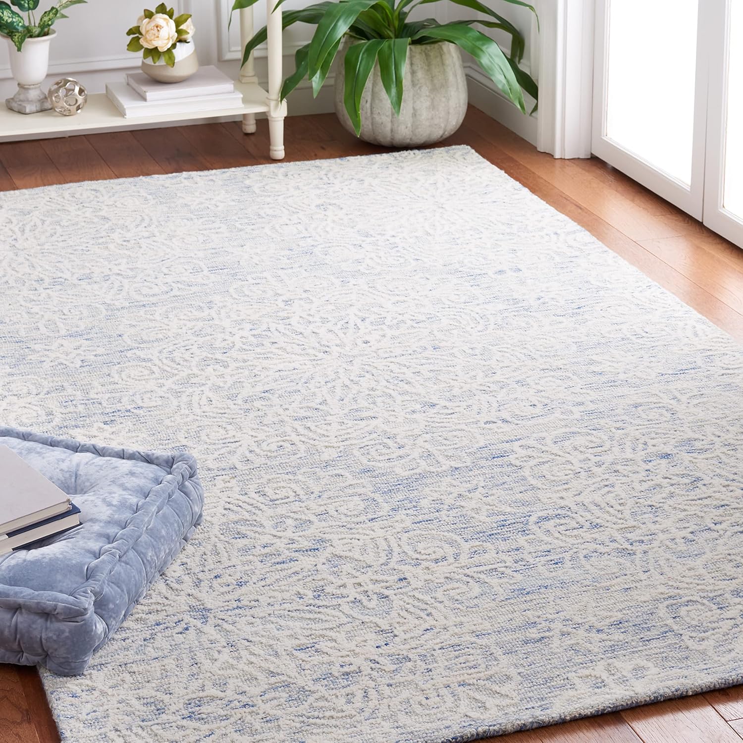 SAFAVIEH Area Rug 8x10 - Metro Collection - Large - Blue & Ivory, Handmade Wool, Floral Design, Ideal for Living Room, Bedroom, Office, Dining Space (MET885M)