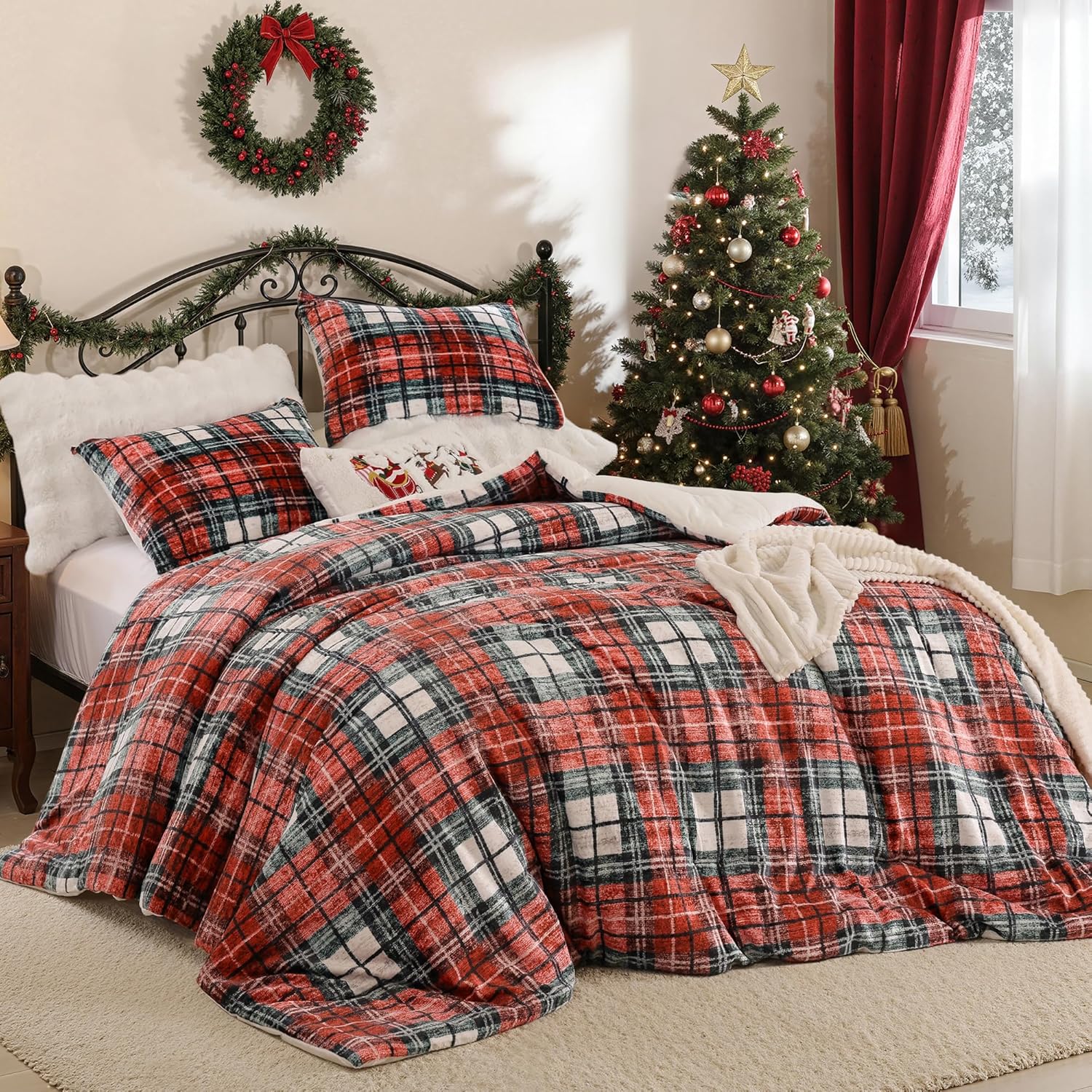 JANZAA Christmas Queen Comforter Set, Flannel Comforter with Red Plaid, Soft Cozy Fleece Bedding Set 3 Pieces Fluffy Comforter Set 1 Queen Comforter(90"*90") and 2 Pillowcases (20"*26")