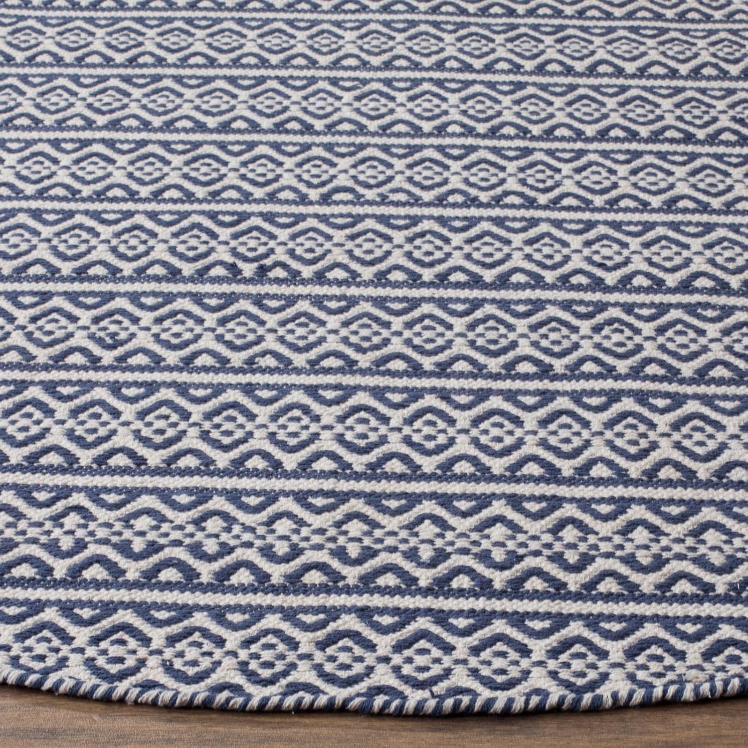 Ivory and Grey 6' x 9' Handwoven Cotton Area Rug