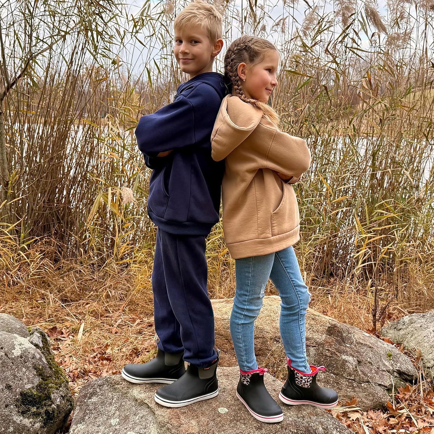 Showave Unisex-Child Ankle Rain Boots Kids Deck Boot Waterproof Lightweight Rubber Mud Booties for Boys Girls