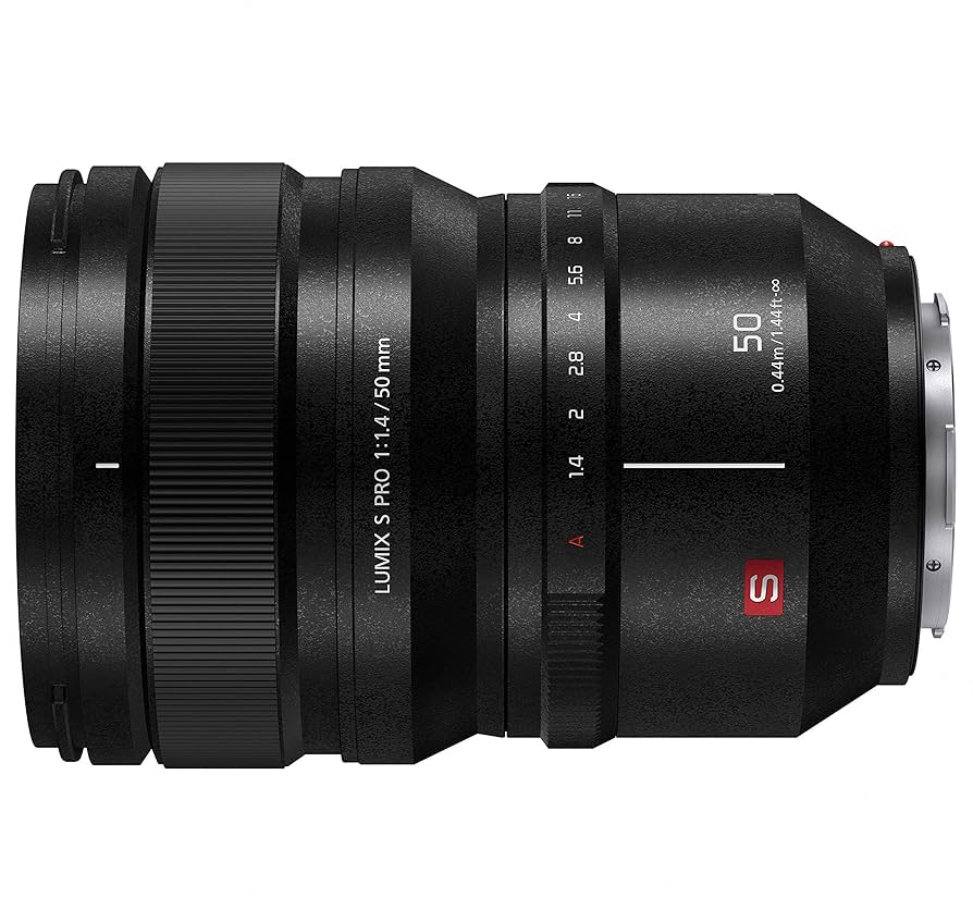 LUMIX S PRO 50mm f/1.4 レンズ Amazon.com: Panasonic LUMIX S PRO 50mm F1.4 Lens, Full-Frame