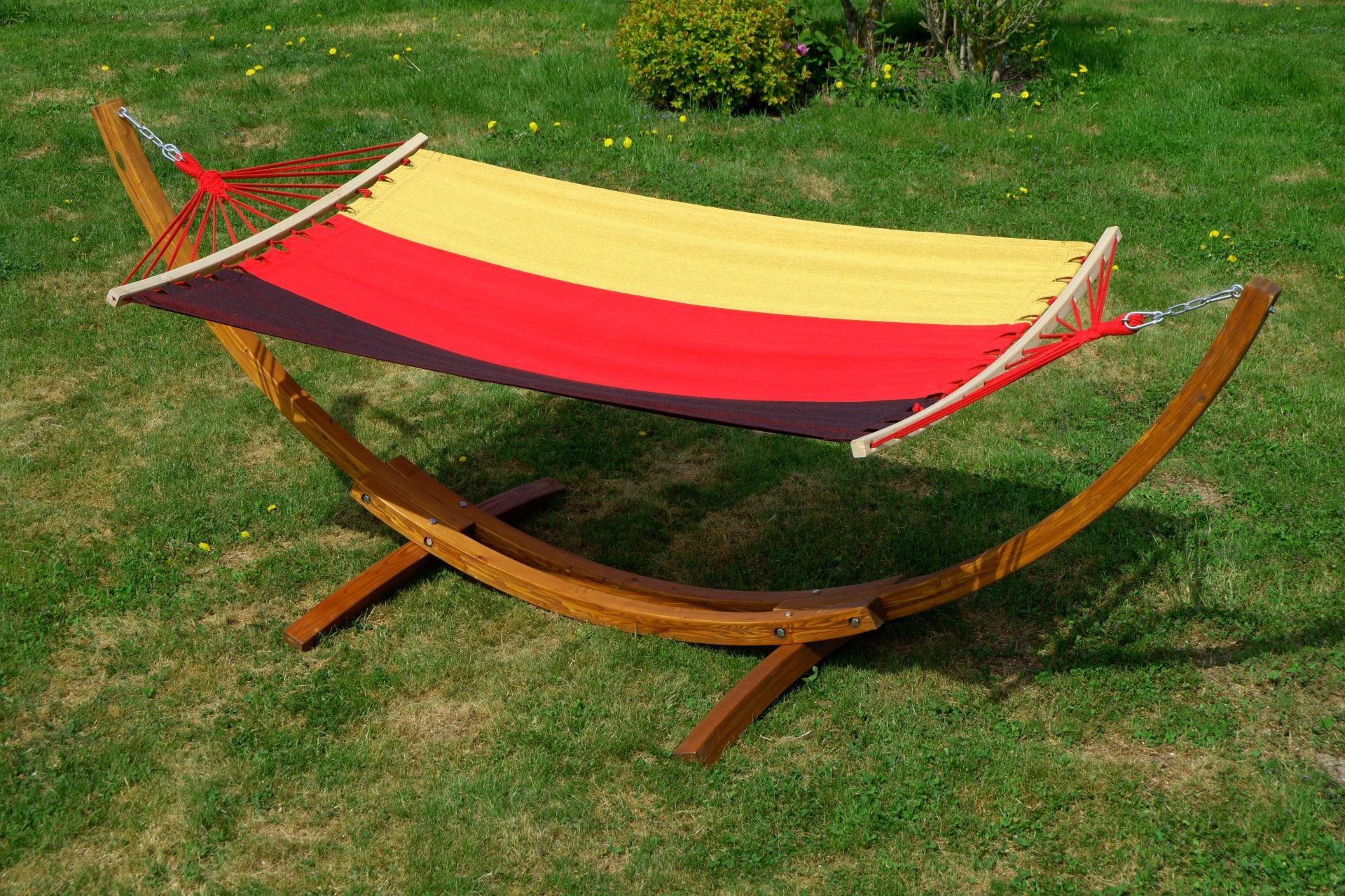 ALEOS. 320cm Hängemattengestell DE Hängematte mit Gestell aus Holz Lärche mit Stabhängematte in Deutschland Farben
