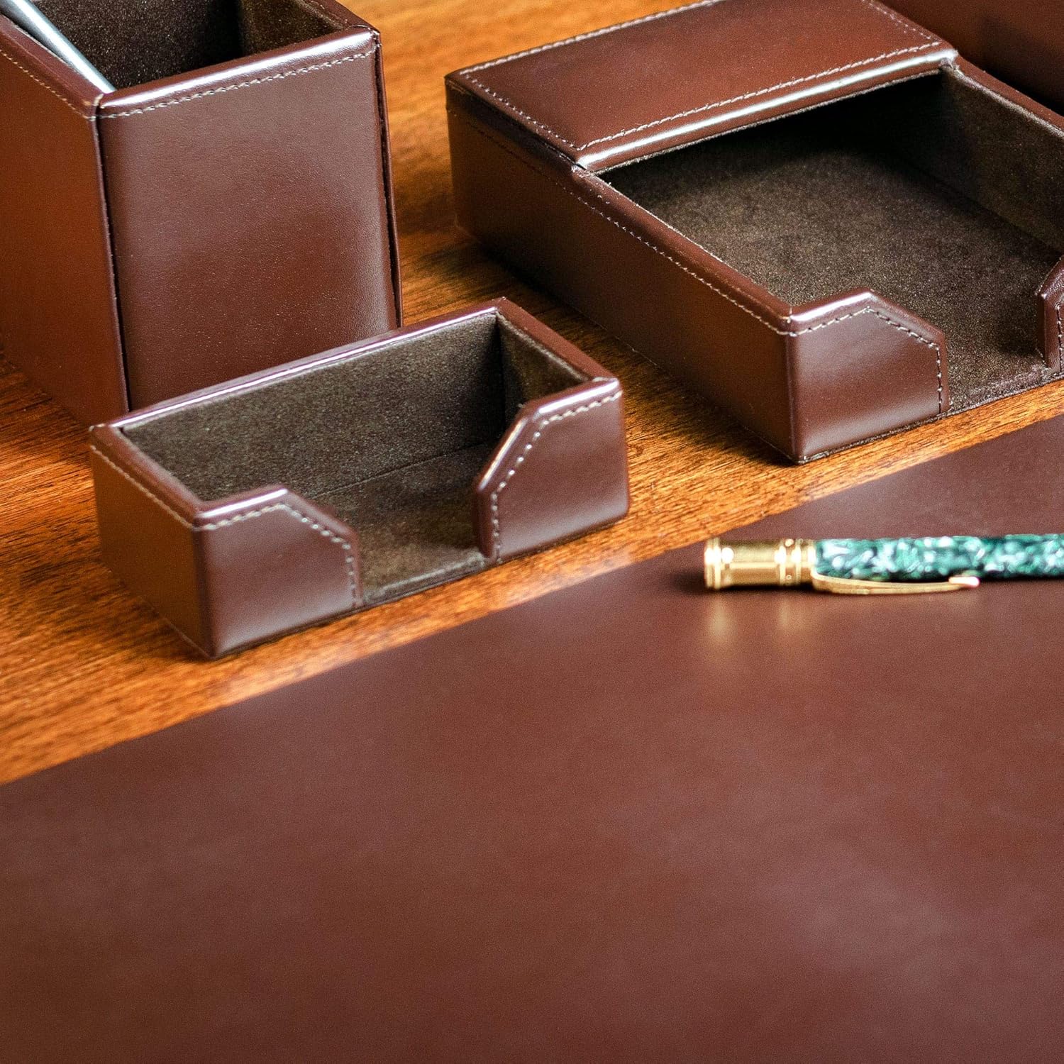 Dacasso Dark Brown Bonded Leather Business Card Holder