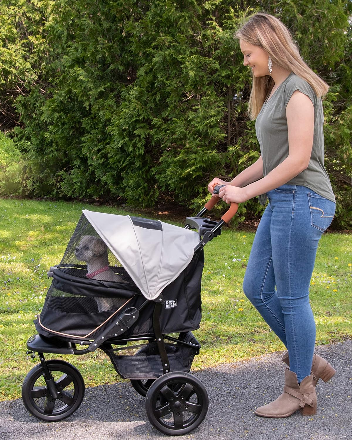 Pet Gear No-Zip AT3 Stroller: The Ultimate Experience for Adventurous Pets!