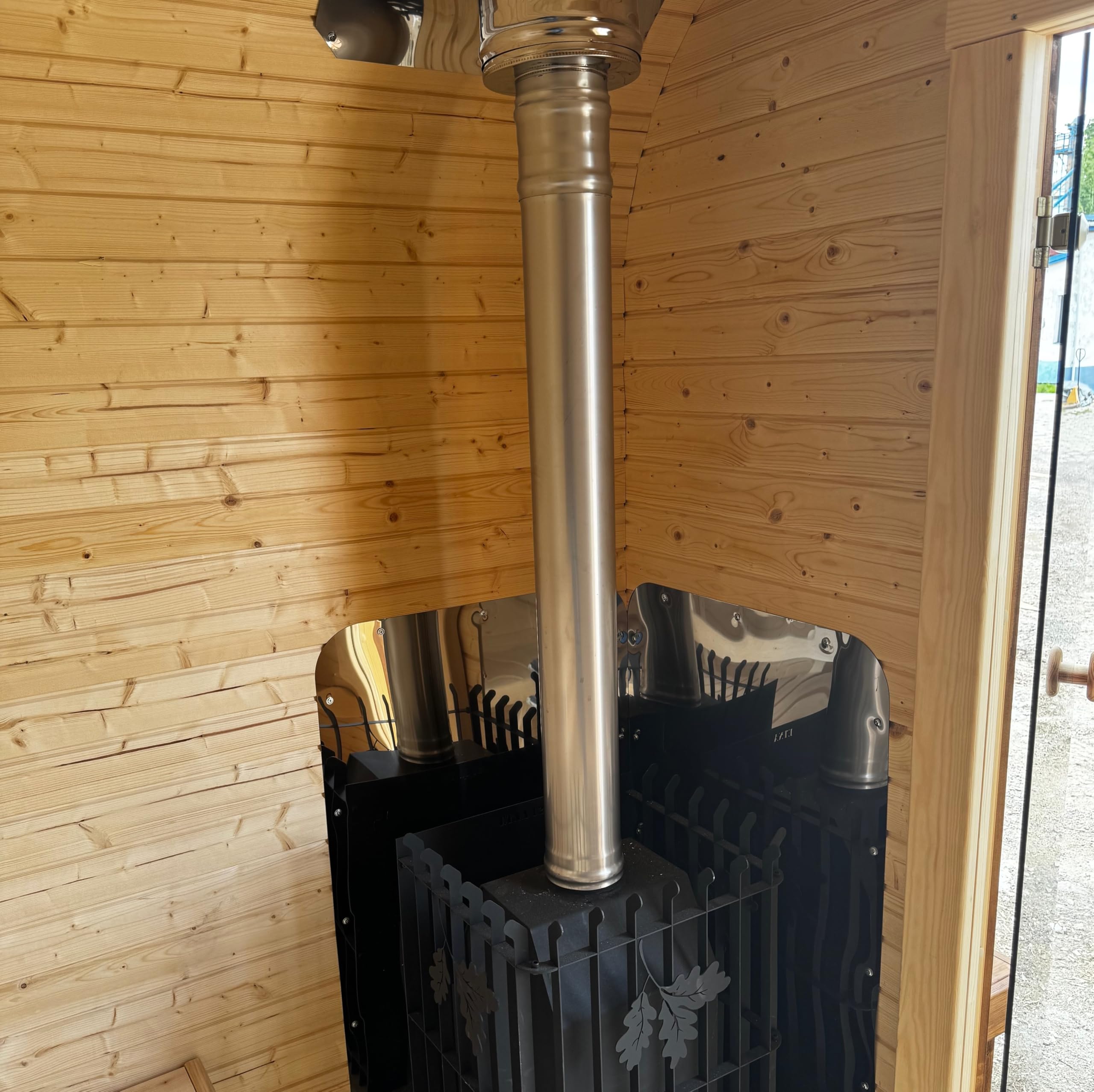 Fasssauna Gartensauna aus Fichtenholz mit Holzofen ETNA – 4–6 Personen