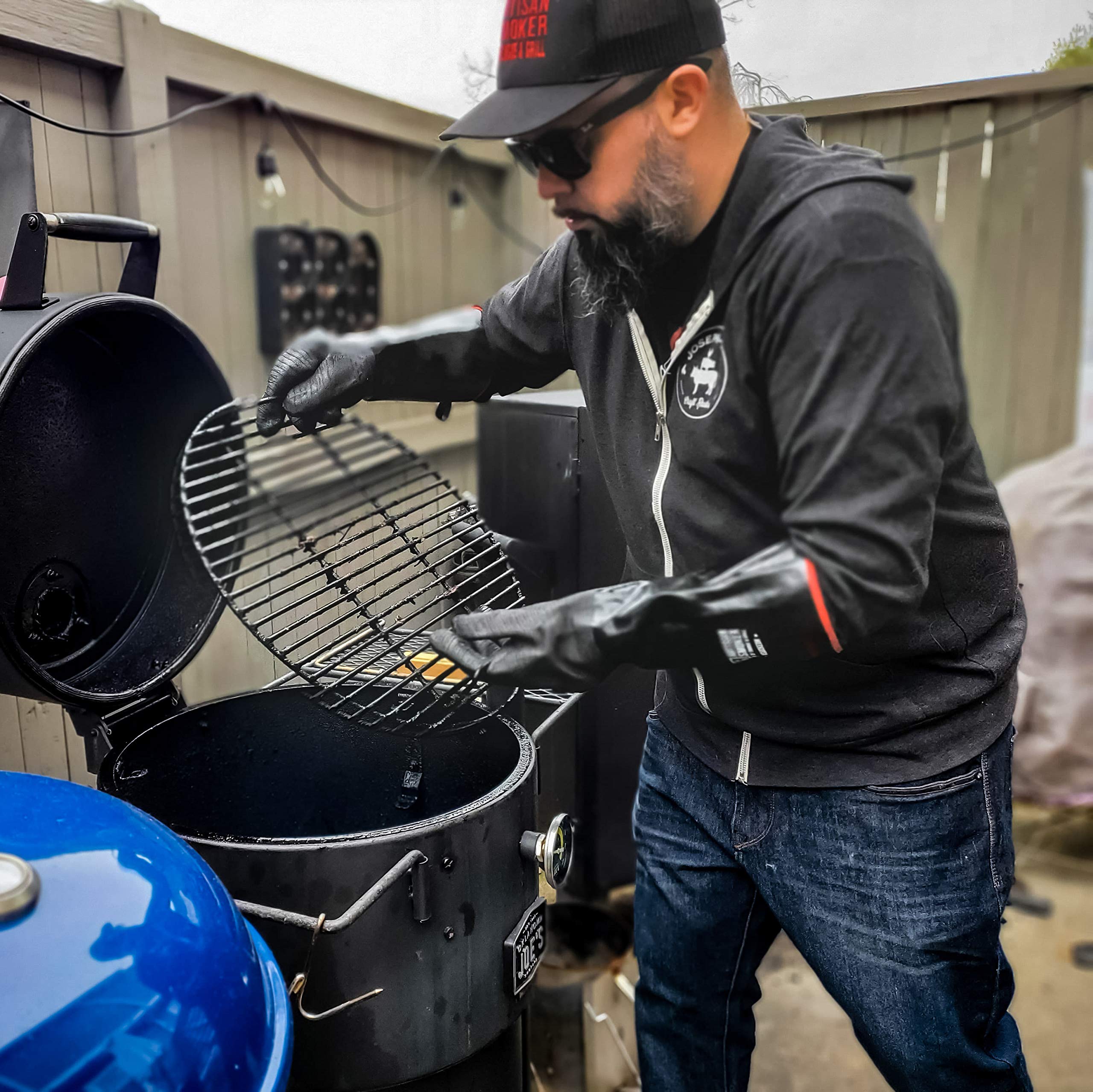 BBQ Gloves Extreme Heat Resistant, Black Grilling Gloves with Breathable Cotton Lining, Waterproof, Fireproof, Oil Resistant Non-Slip, Smoker Grill Gloves, Great for Fathers Day Grilling Gifts