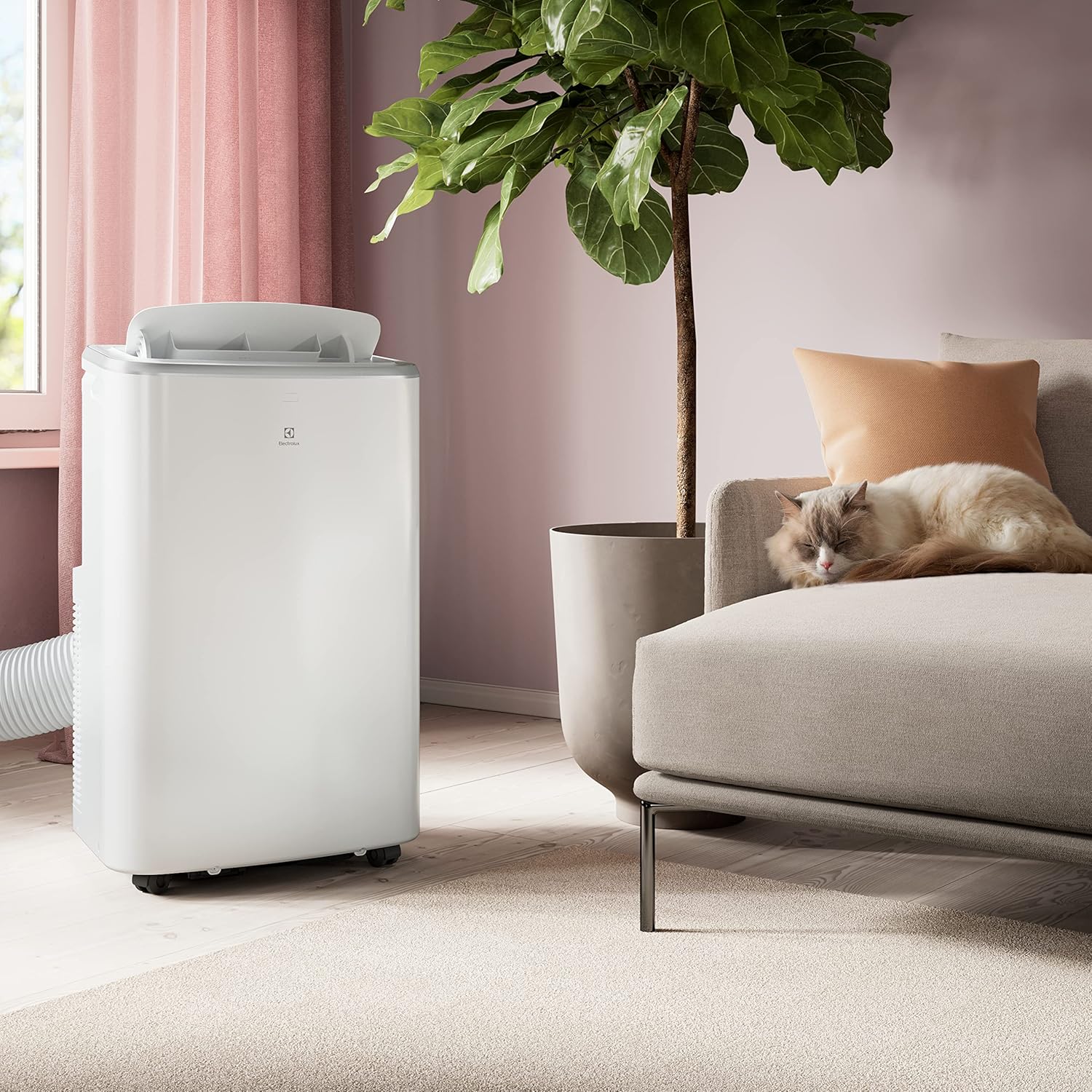 Electrolux EXP26U339AW Condizionatore portatile Comfort 600 bianco, leggero e compatto, gas ecosostenibile R290, Amazon Exclusive Connesso - Immagine 2