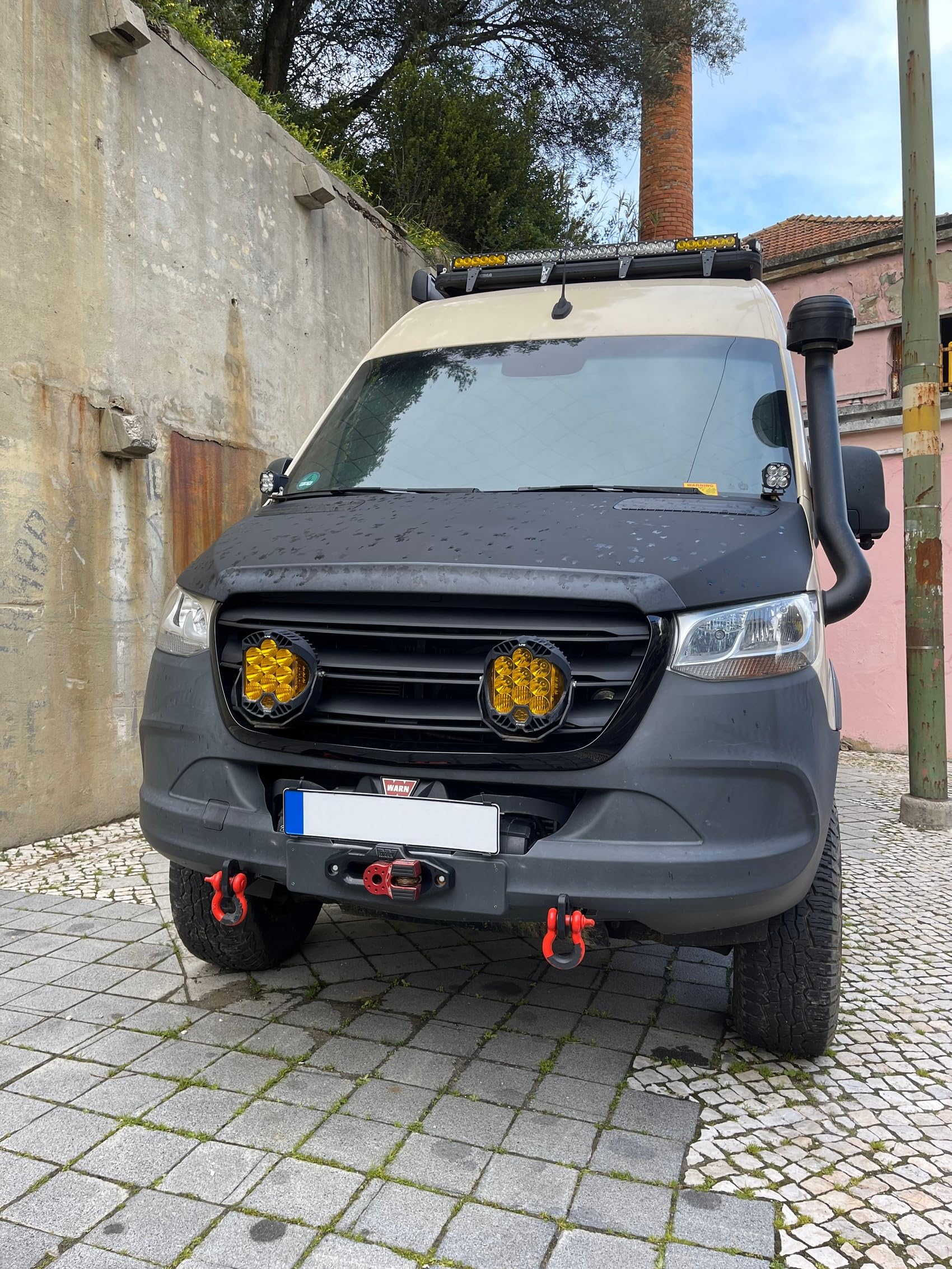Pasuje do Mercedes Sprinter W907 W910 grill chłodnicy grill przedni grill czarny matowy kaptur maski spoiler