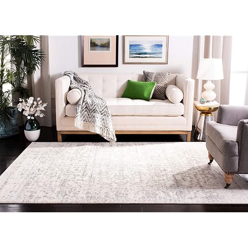 SAFAVIEH Madison Collection Area Rug - 5'3" x 7'6", Silver & Ivory, Snowflake Medallion Distressed Design, Non-Shedding & Easy Care, Ideal for High Traffic Areas in Living Room, Bedroom (MAD603G)