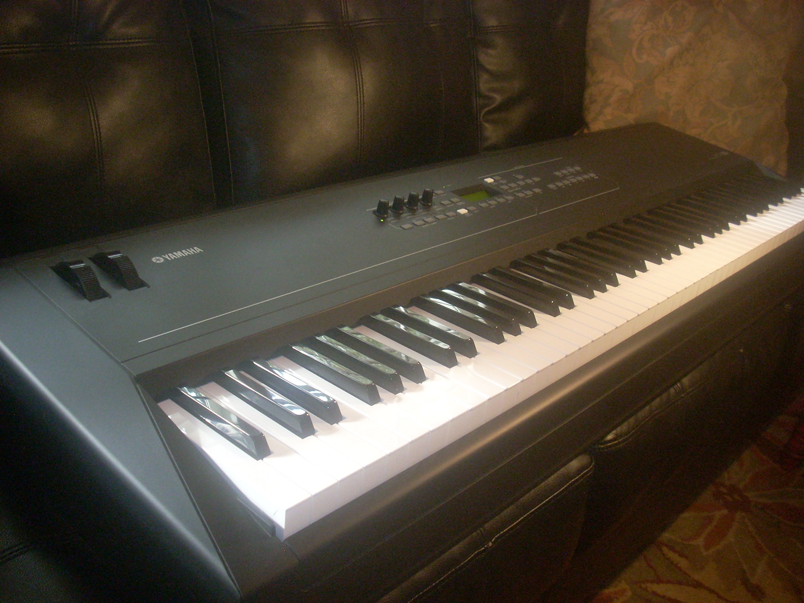 Yamaha kx8 Teclado USB Clave preponderado al Studio 88 Controlador